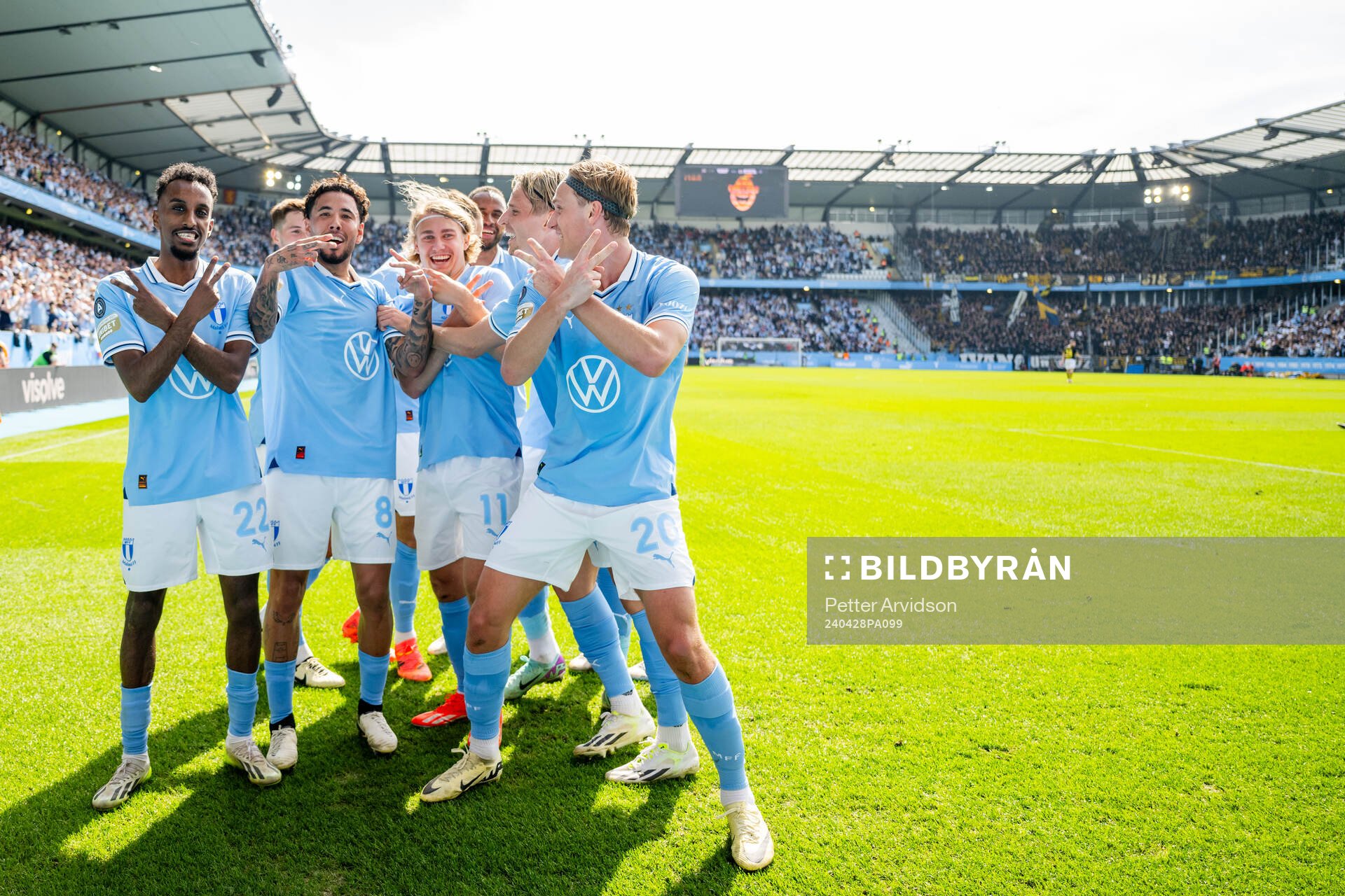 Malmö FFs Taha Ali , Sergio Pena och Sebastian Nanasi