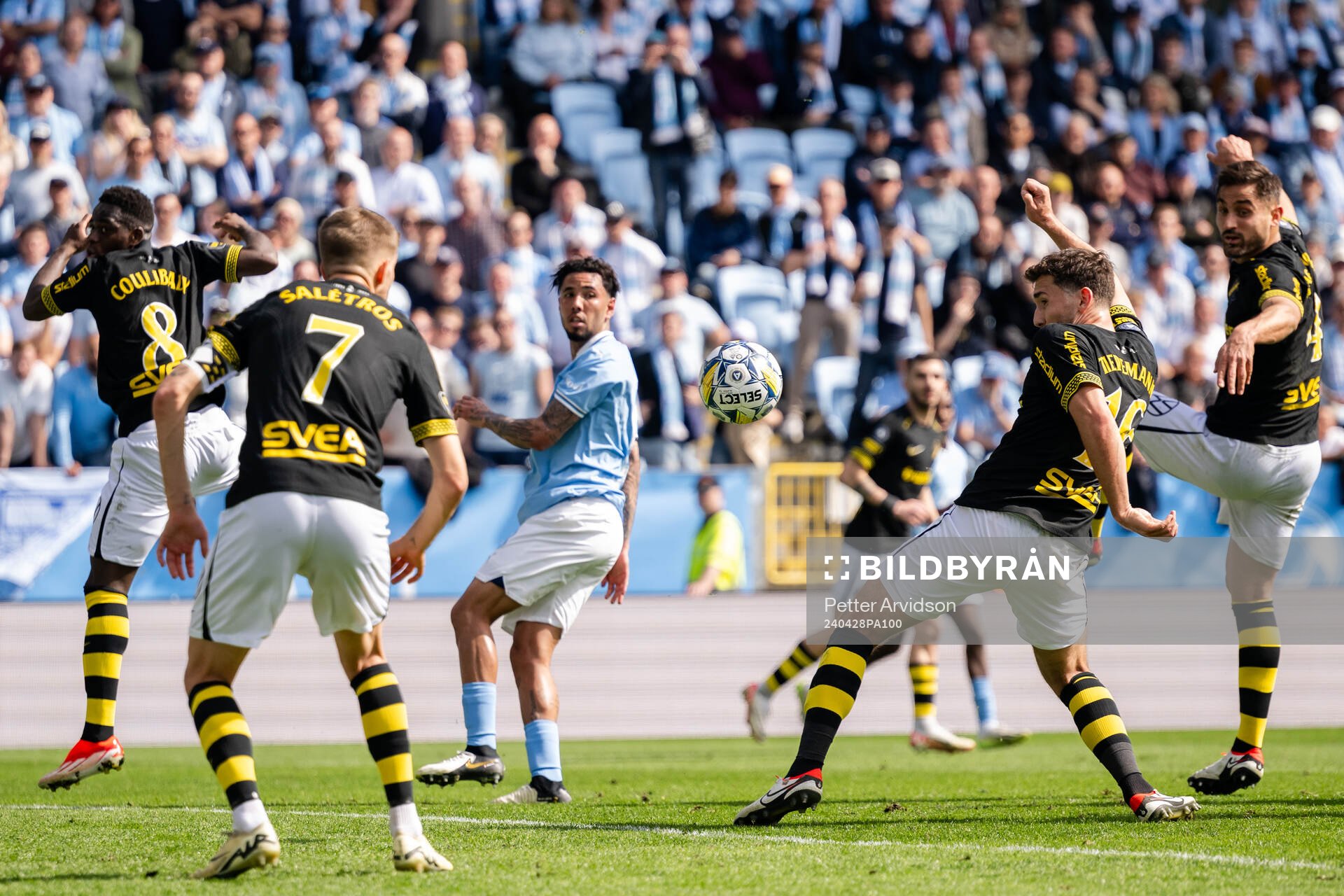 AIKs Benjamin Tiedemann Hansen med självmål 3-0