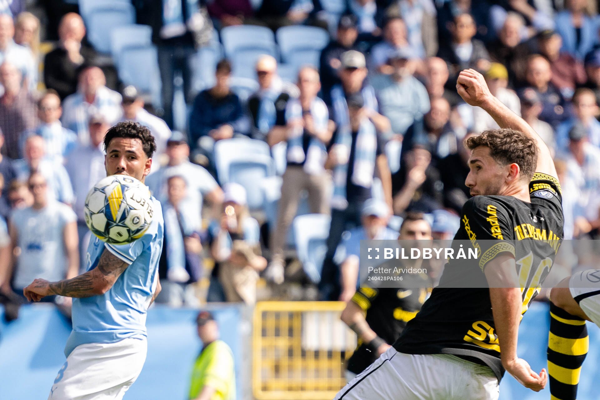 AIKs Benjamin Tiedemann Hansen med självmål 3-0