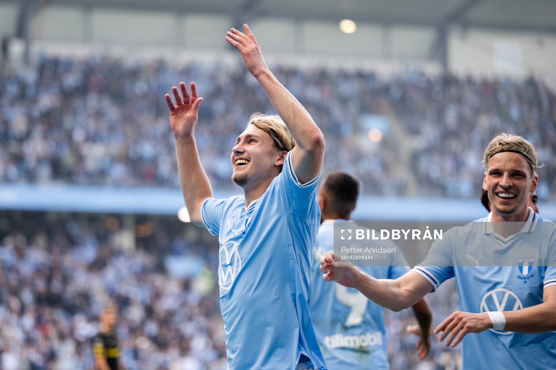 Malmö FFs Sebastian Nanasi jublar