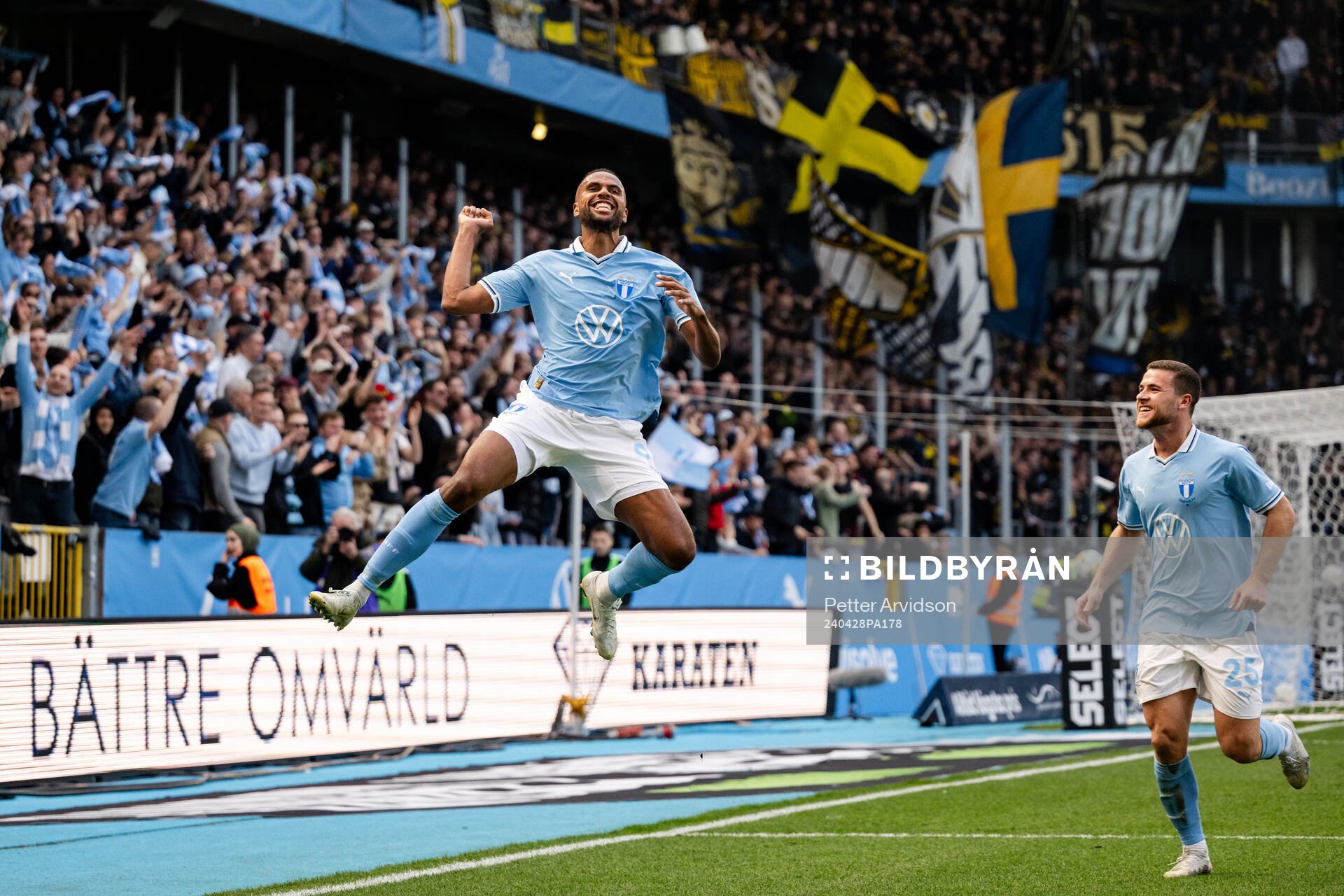 Malmö FFs Isaac Kiese Thelin jublar