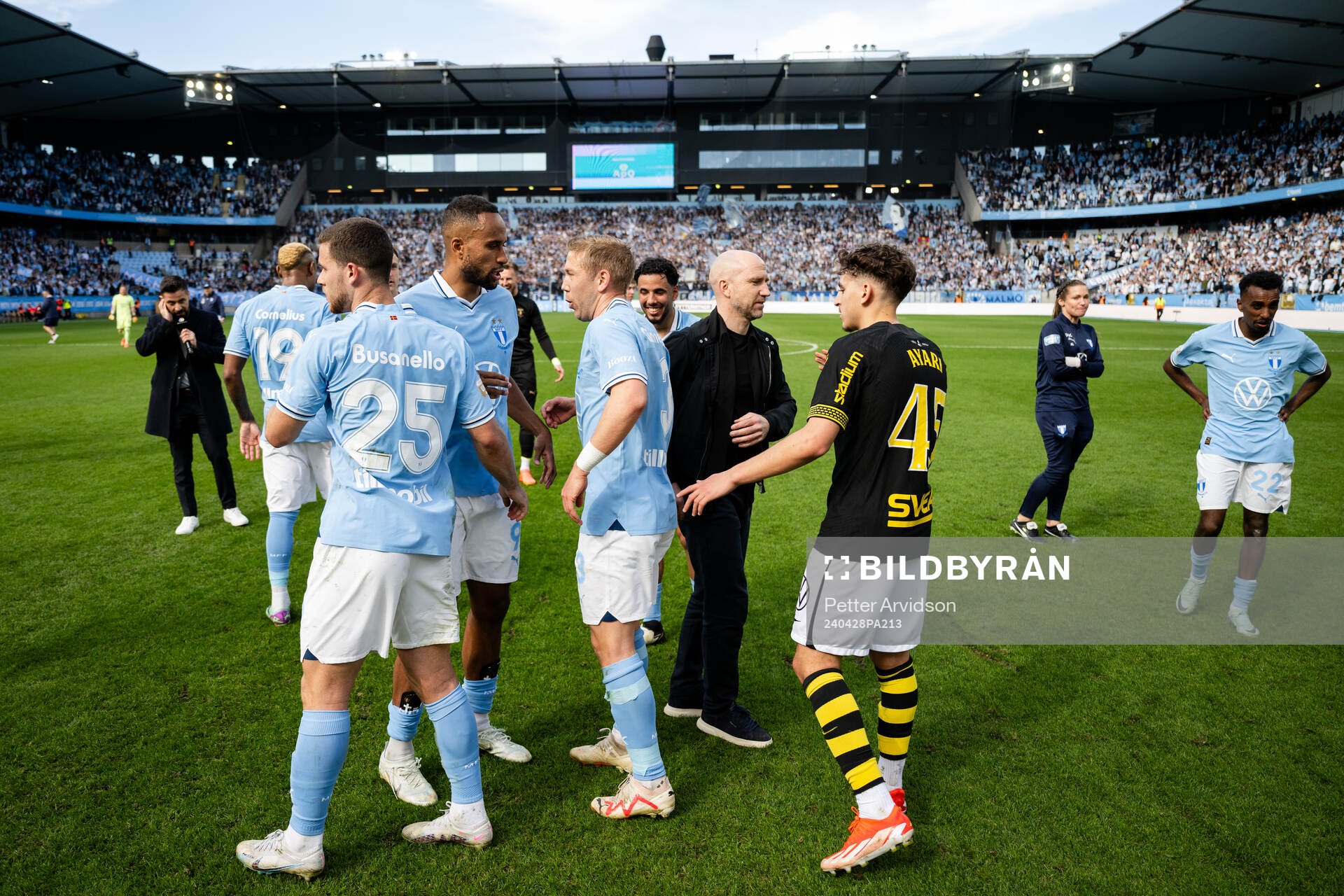 Malmö FFs Isaac Kiese Thelin , Anton Tinnerholm och