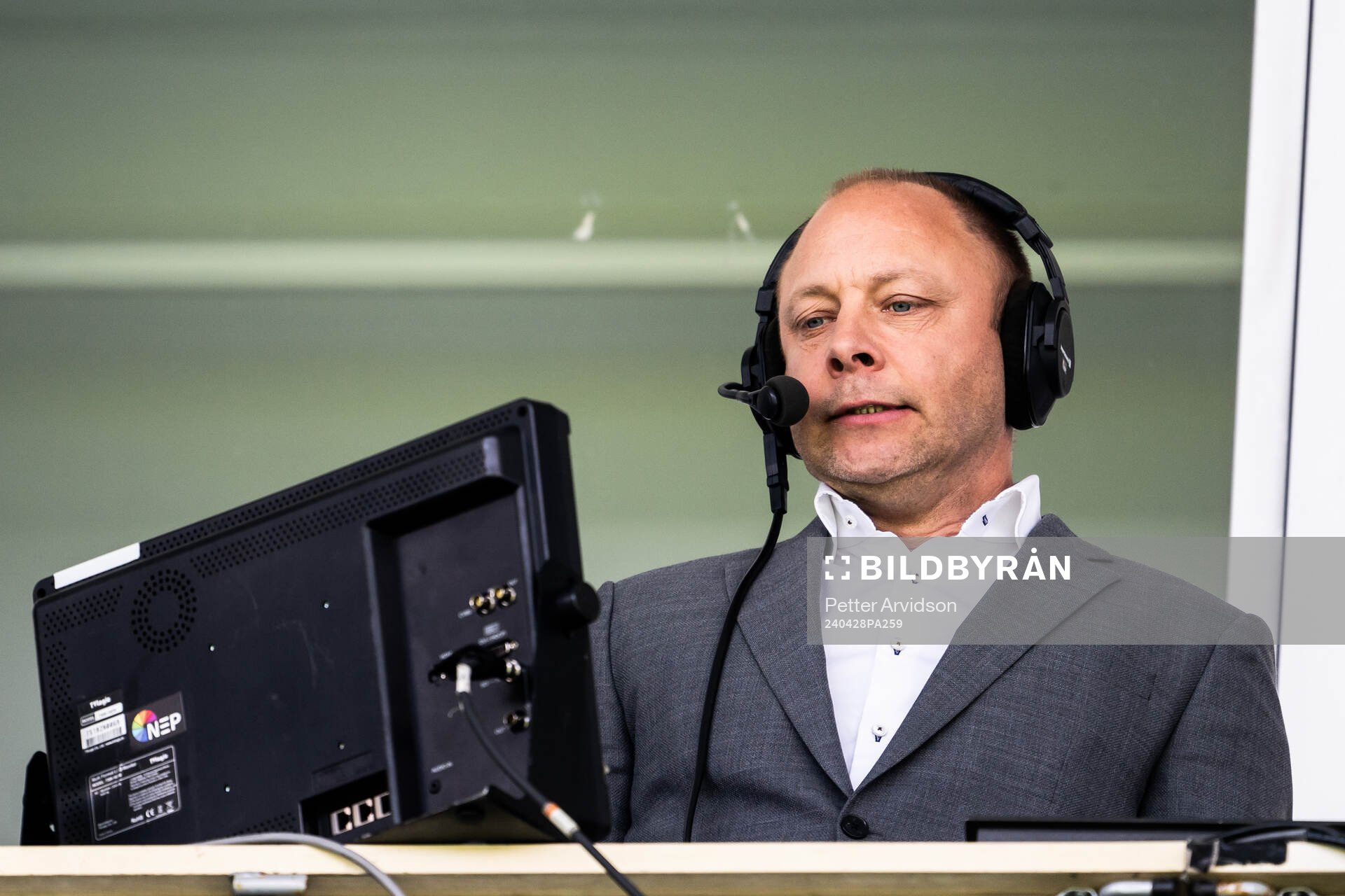 Discovery+ expert Anders Andersson inför fotbollsmatchen i Allsvenskan mellan Malmö FF och AIK den 28 april 2024 i Malmö. 