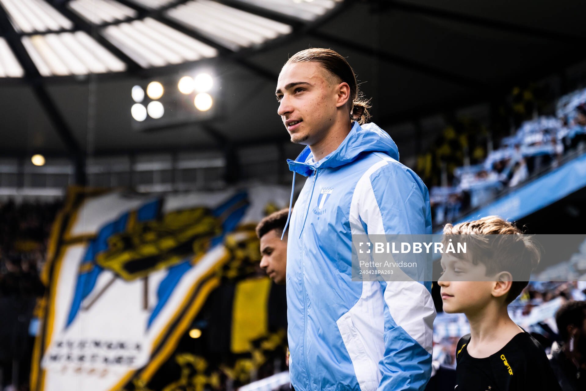 Malmö FFs Elison Makolli gör entré