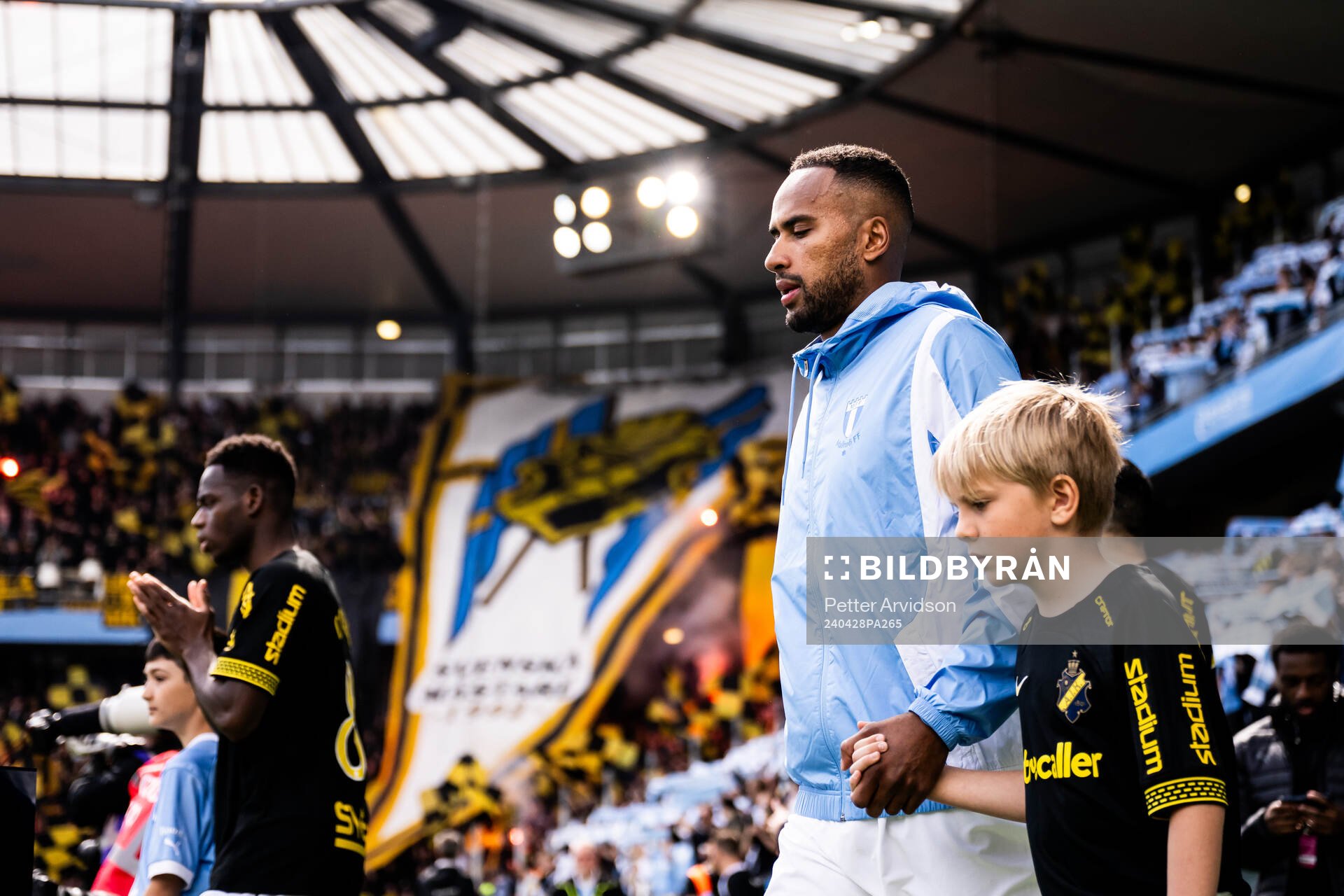 Malmö FFs Isaac Kiese Thelin gör entré