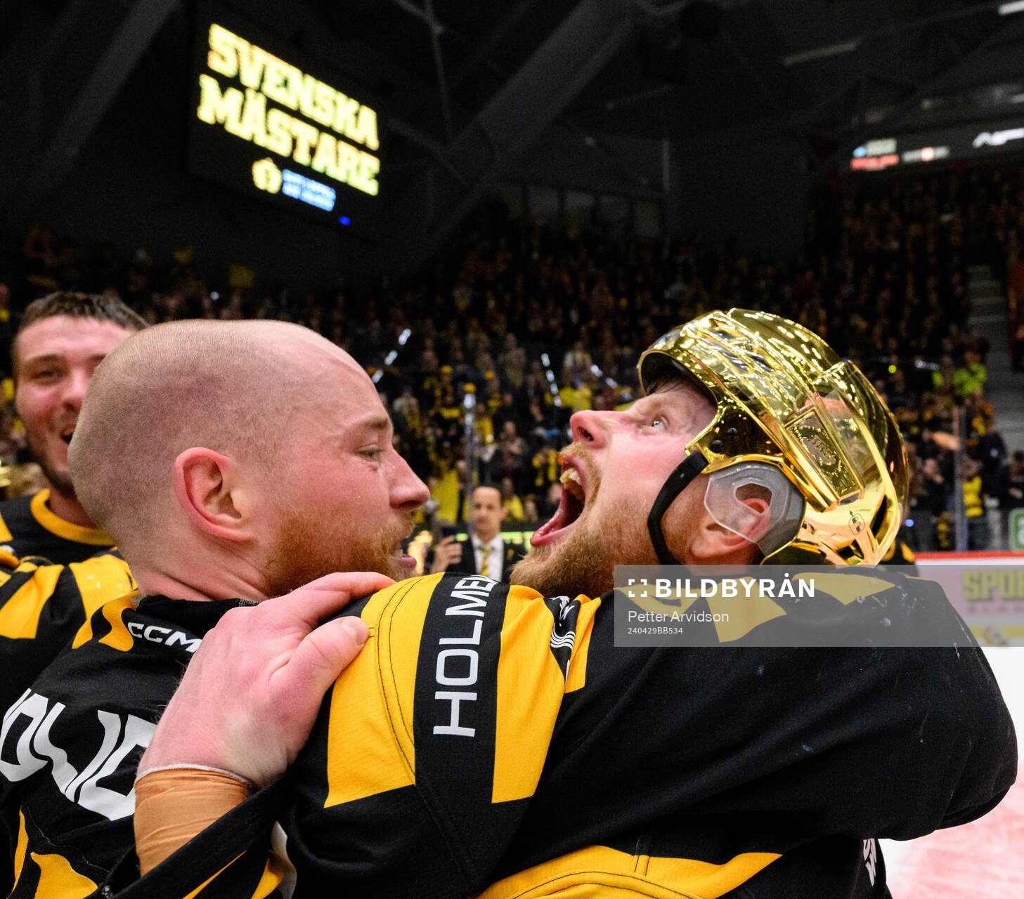 Skellefteås Oskar Nilsson jublar