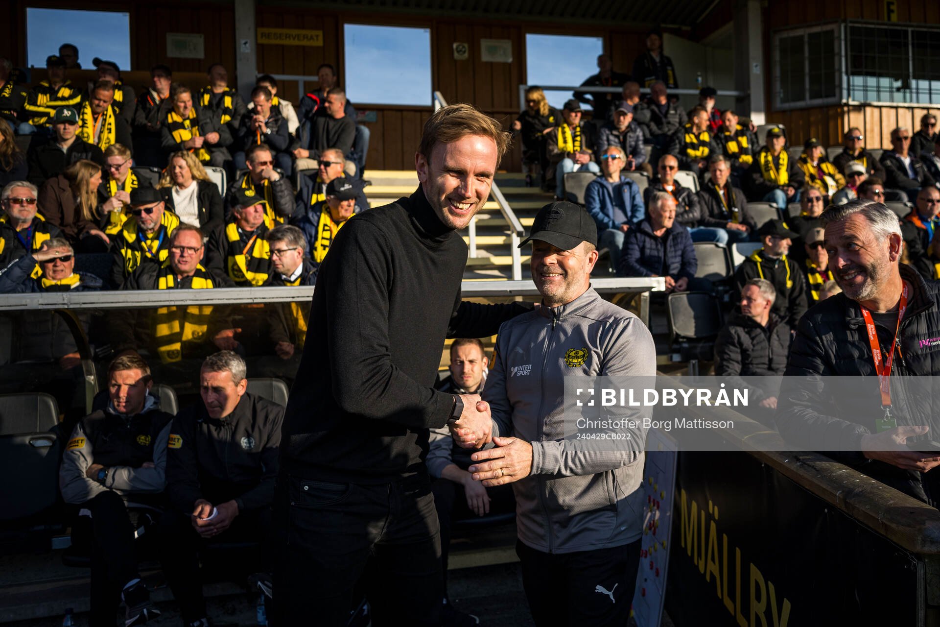 Kalmars tränare Henrik Jensen och Mjällbys tränare