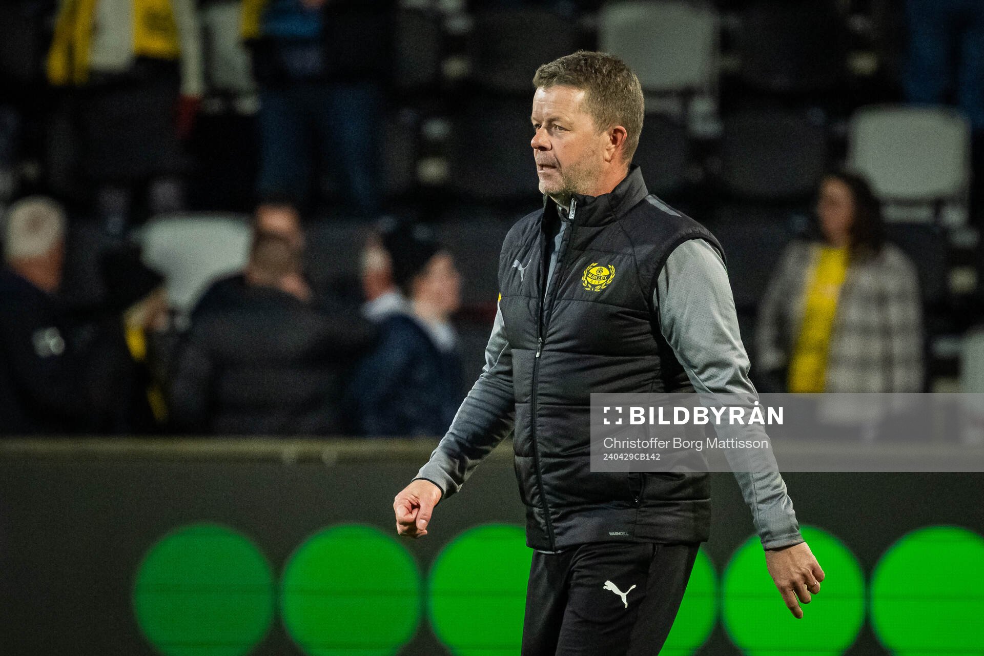 Mjällbys tränare Anders Torstensson efter fotbollsmatchen i Allsvenskan mellan Mjällby och Kalmar den 29 april 2024 i Hällevik. 