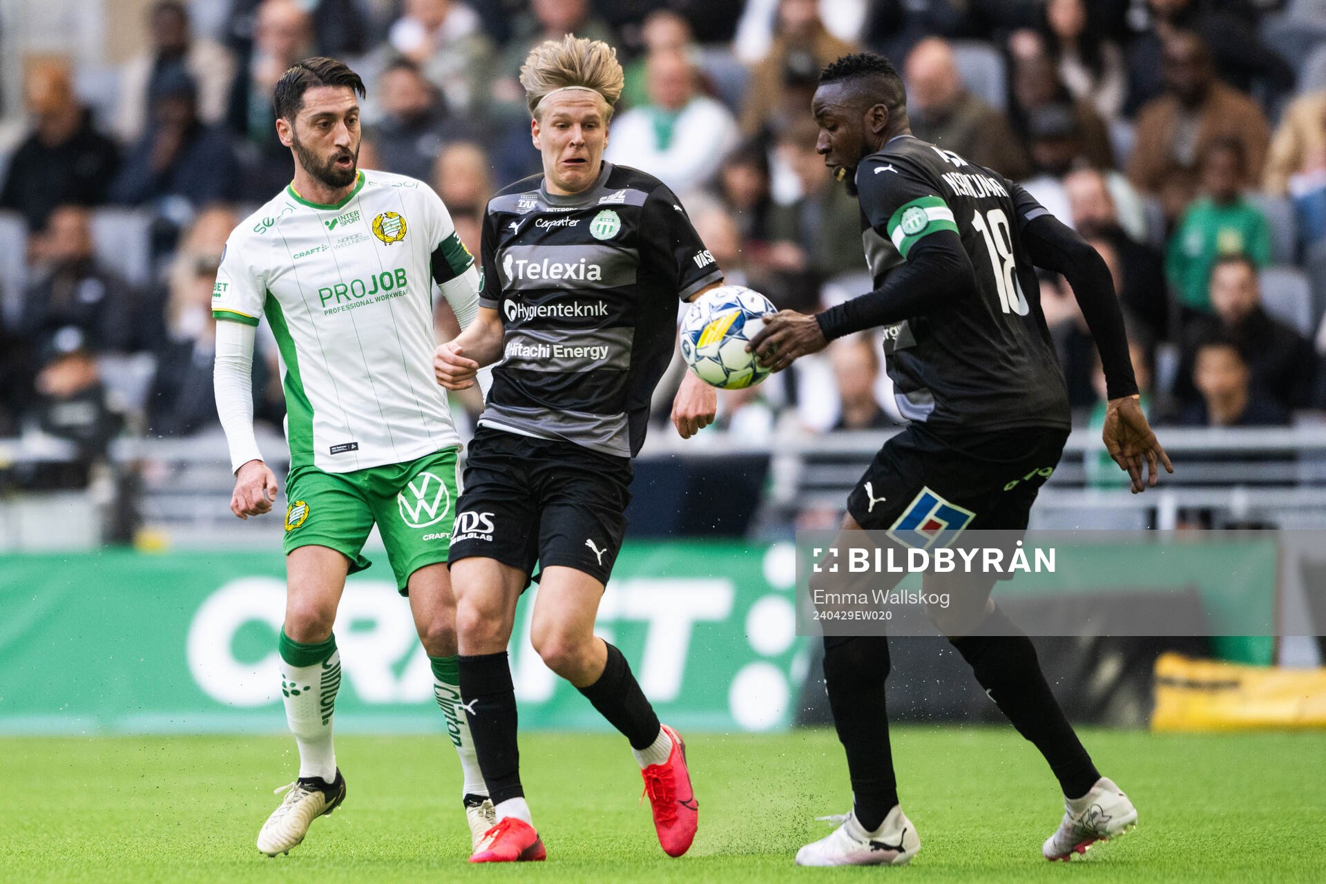 Hammarbys Nahir Besara och Västerås Marcus Linday och