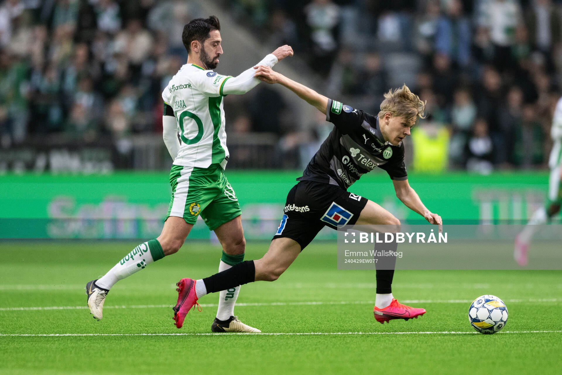 Hammarbys Nahir Besara och Västerås Marcus Linday