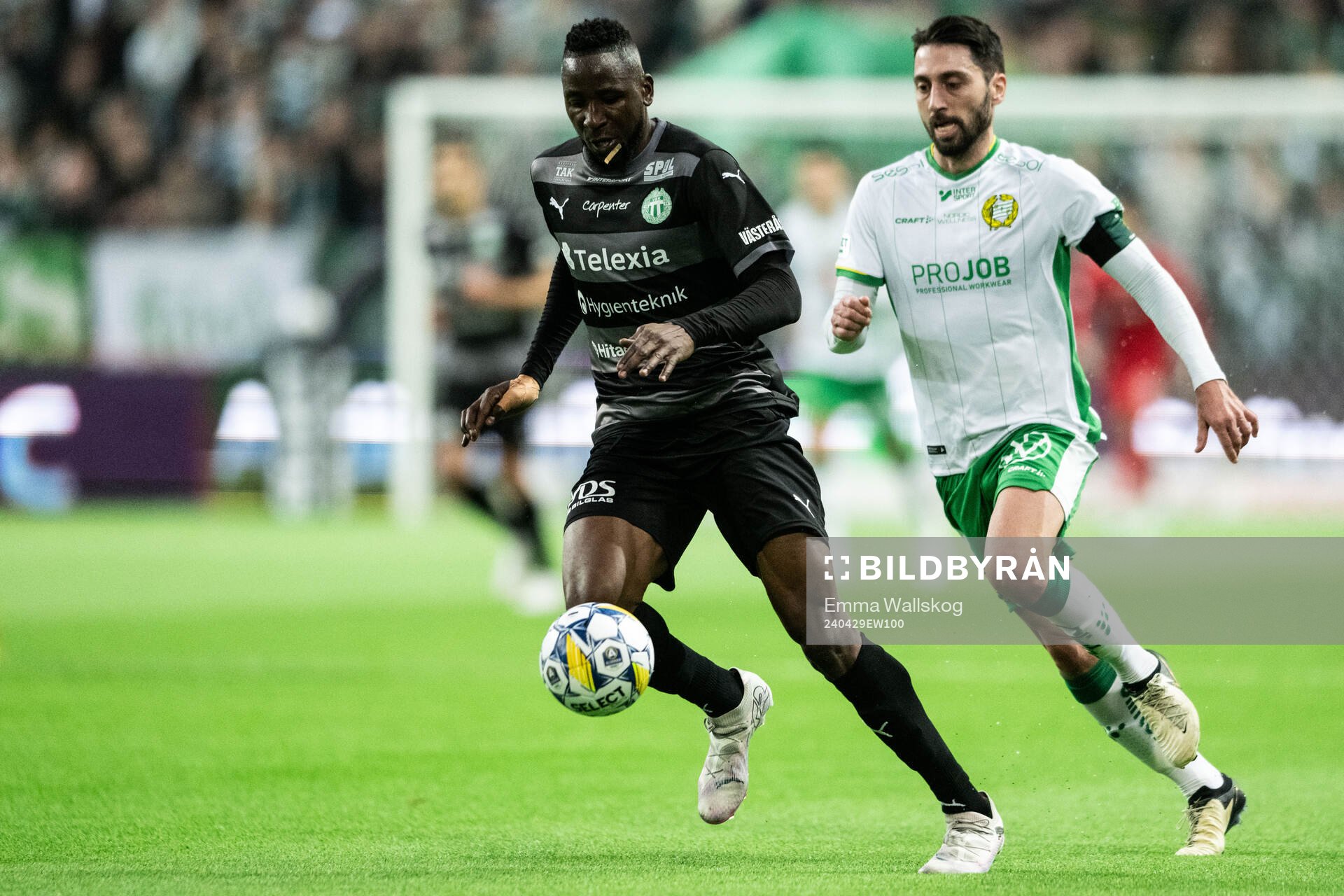 Västerås Frederic Nsabiyumva och Hammarbys Nahir Besara
