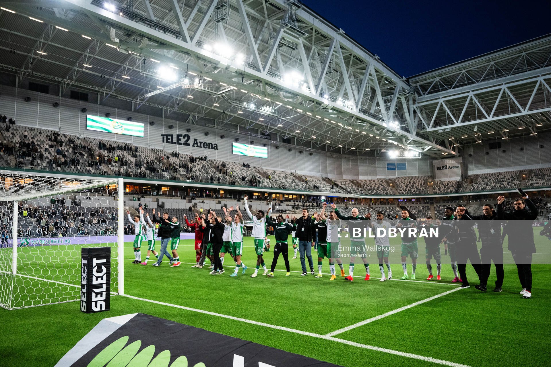 Hammarbys spelare jublar