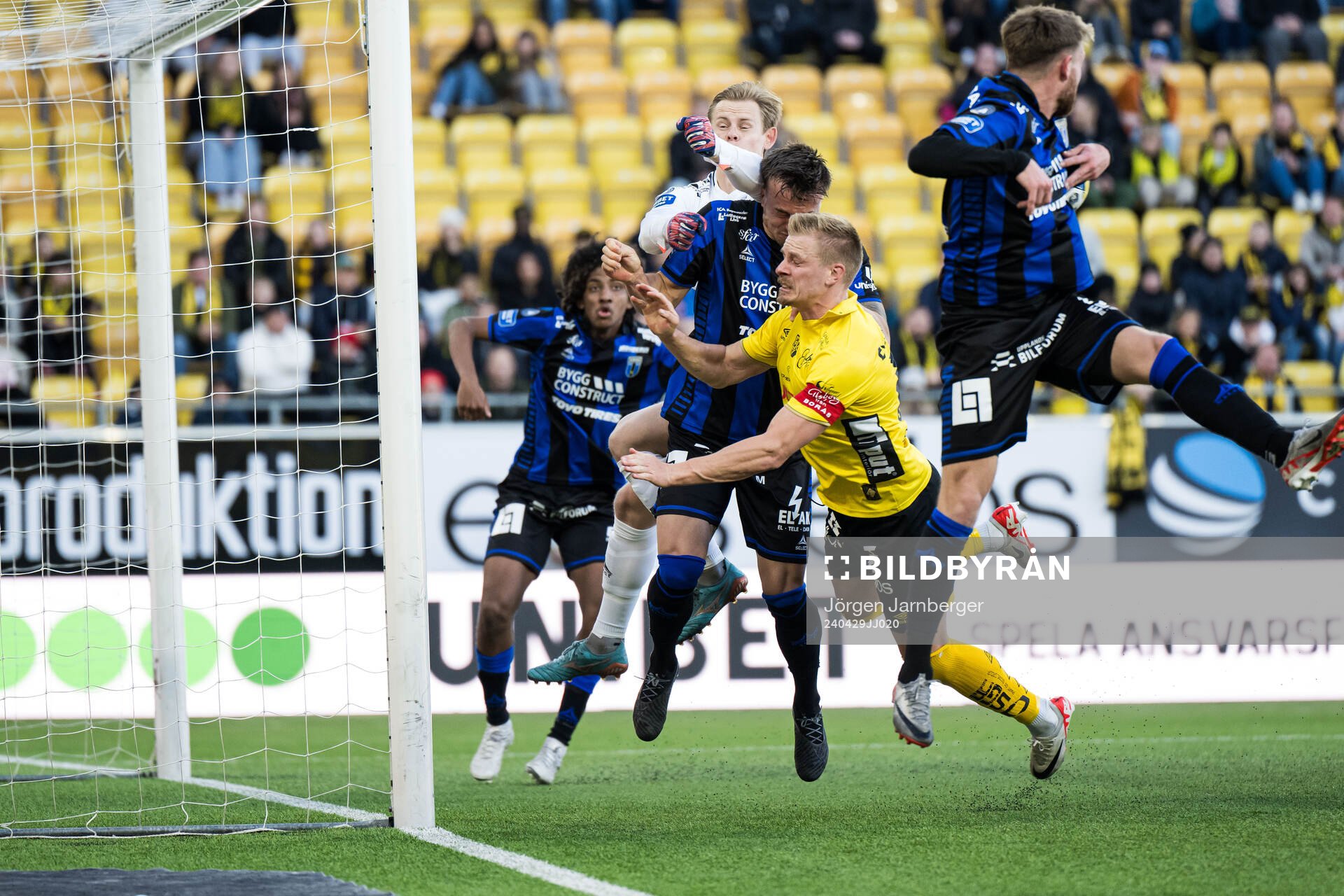 Sirius målvakt Jakob Tånnander och Elfsborgs Per Frick