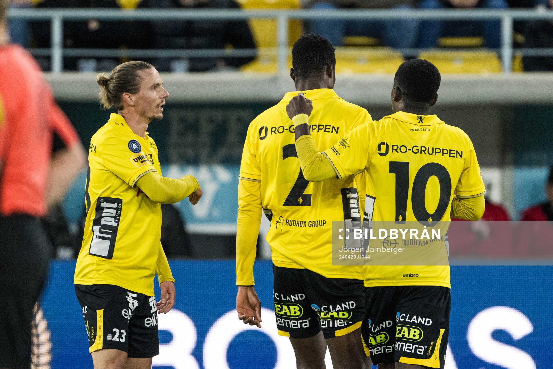 Elfsborgs Terry Yegbe blir utvisad