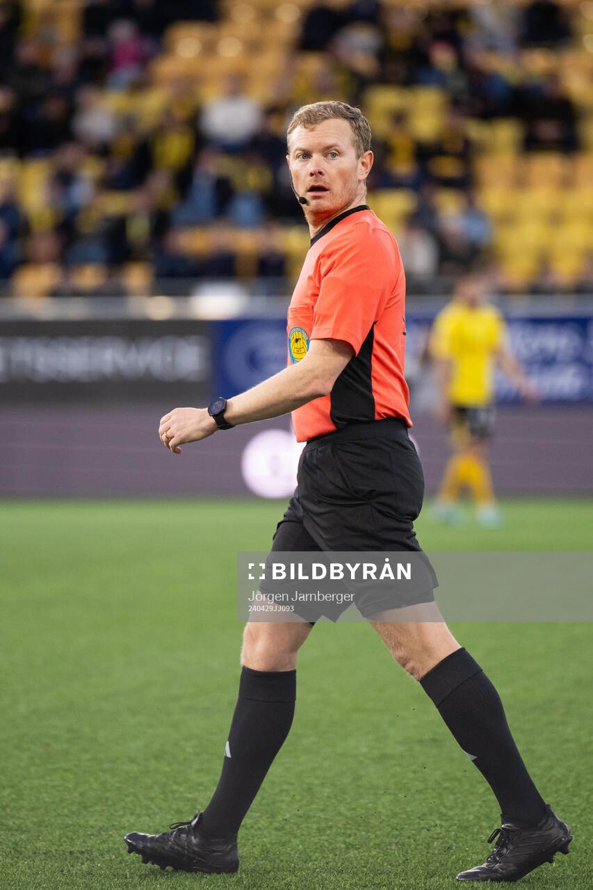 Domare Fredrik Klitte