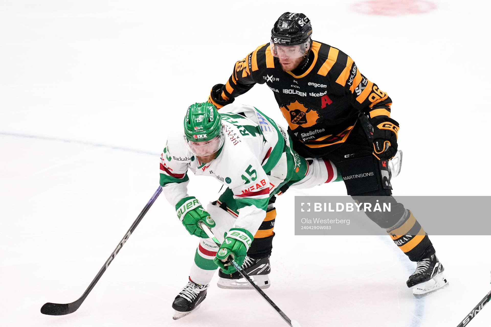 Rögles Simon Ryfors och Skellefteås Rickard Hugg