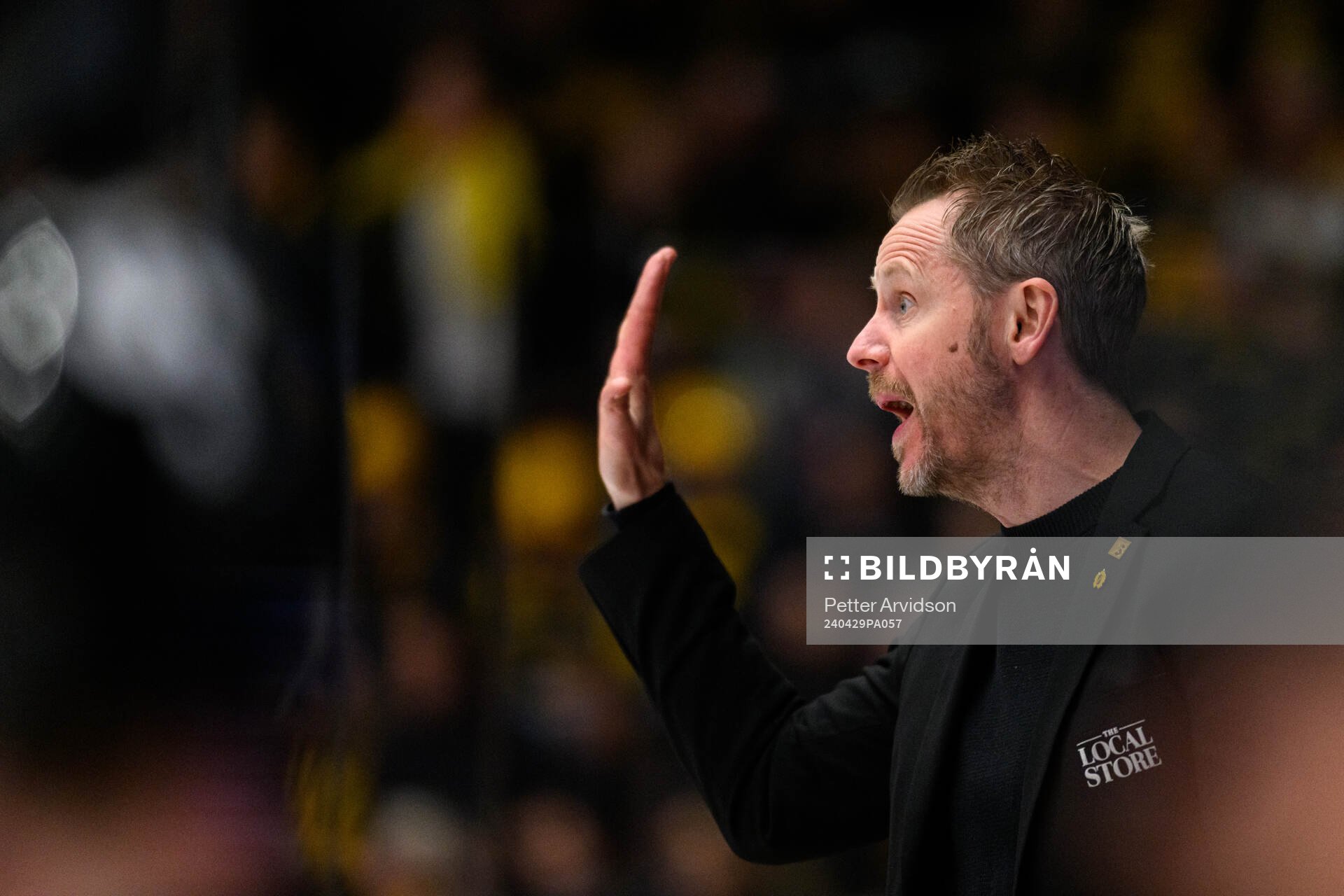 Skellefteås tränare Robert Ohlsson reagerar