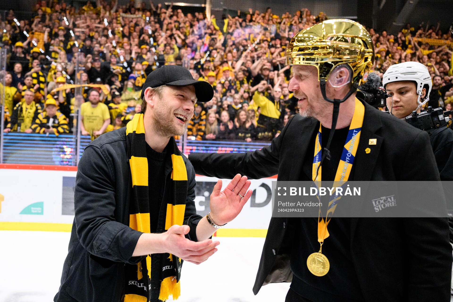 Skellefteås Oscar Möller jublar