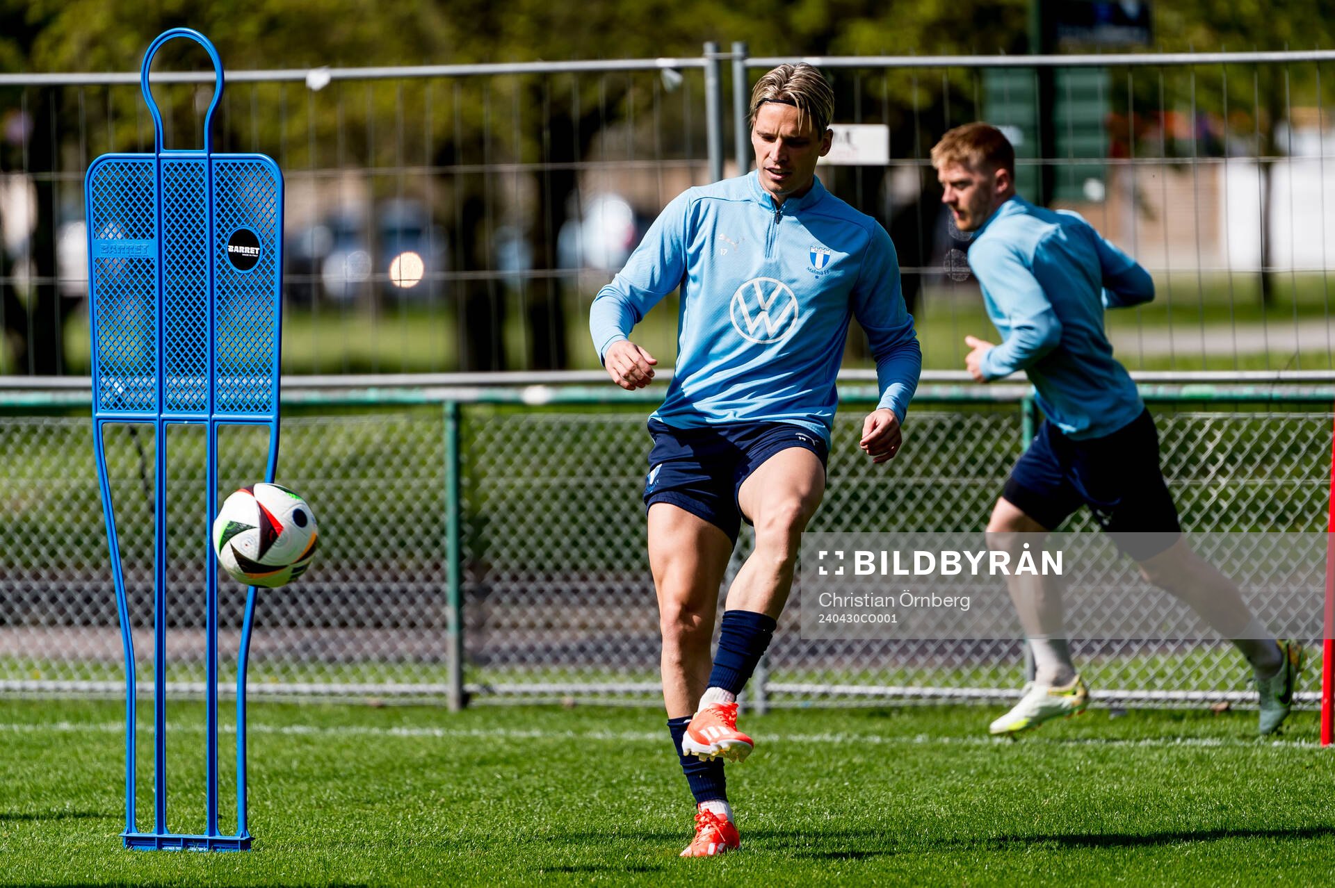 Malmö FFs Jens Stryger Larsen under en träning med Malmö FF inför cupfinalen den 30 april 2024 i Malmö. 
