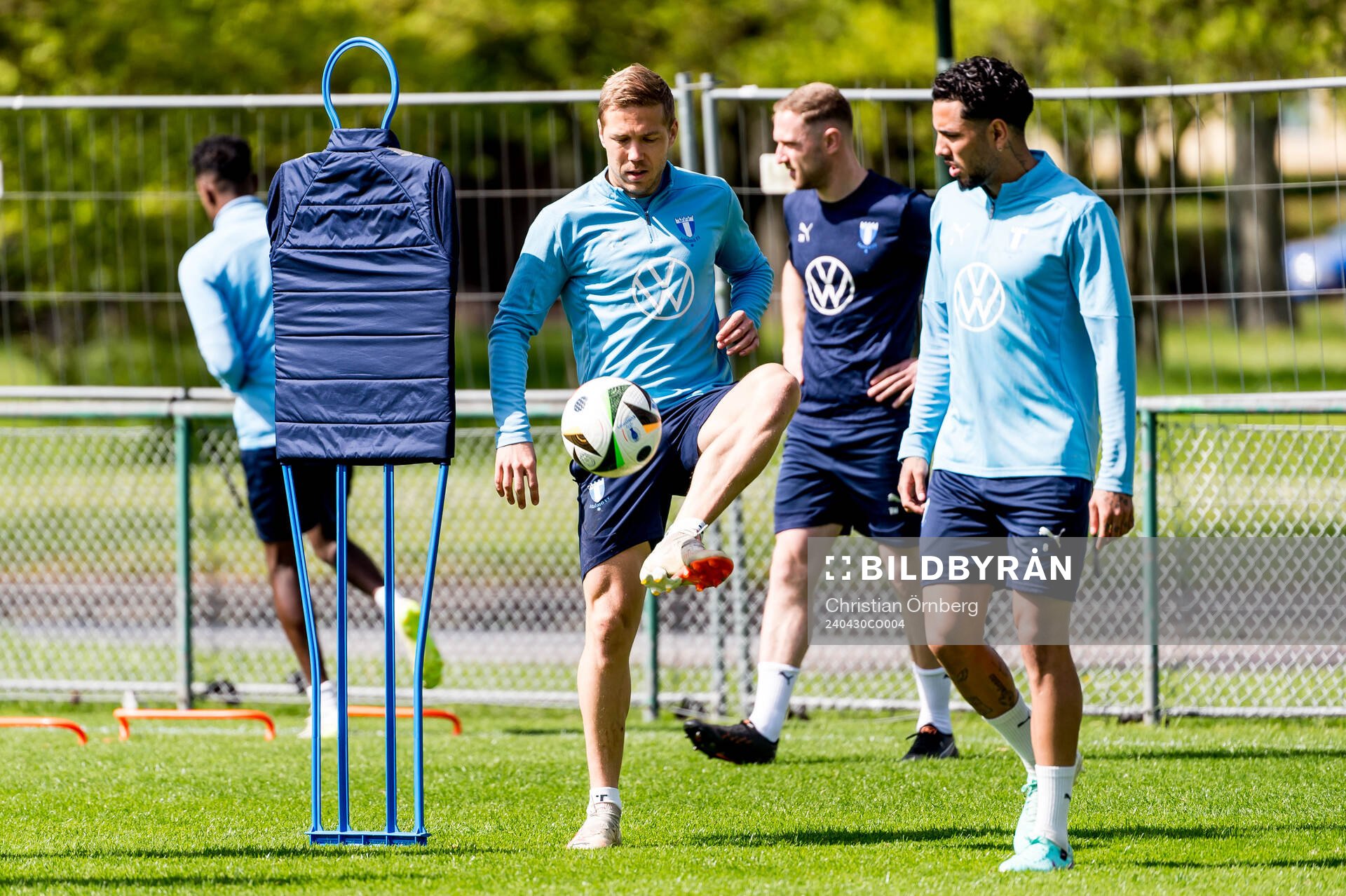 Malmö FFs Anton Tinnerholm och Sergio Pena Flores