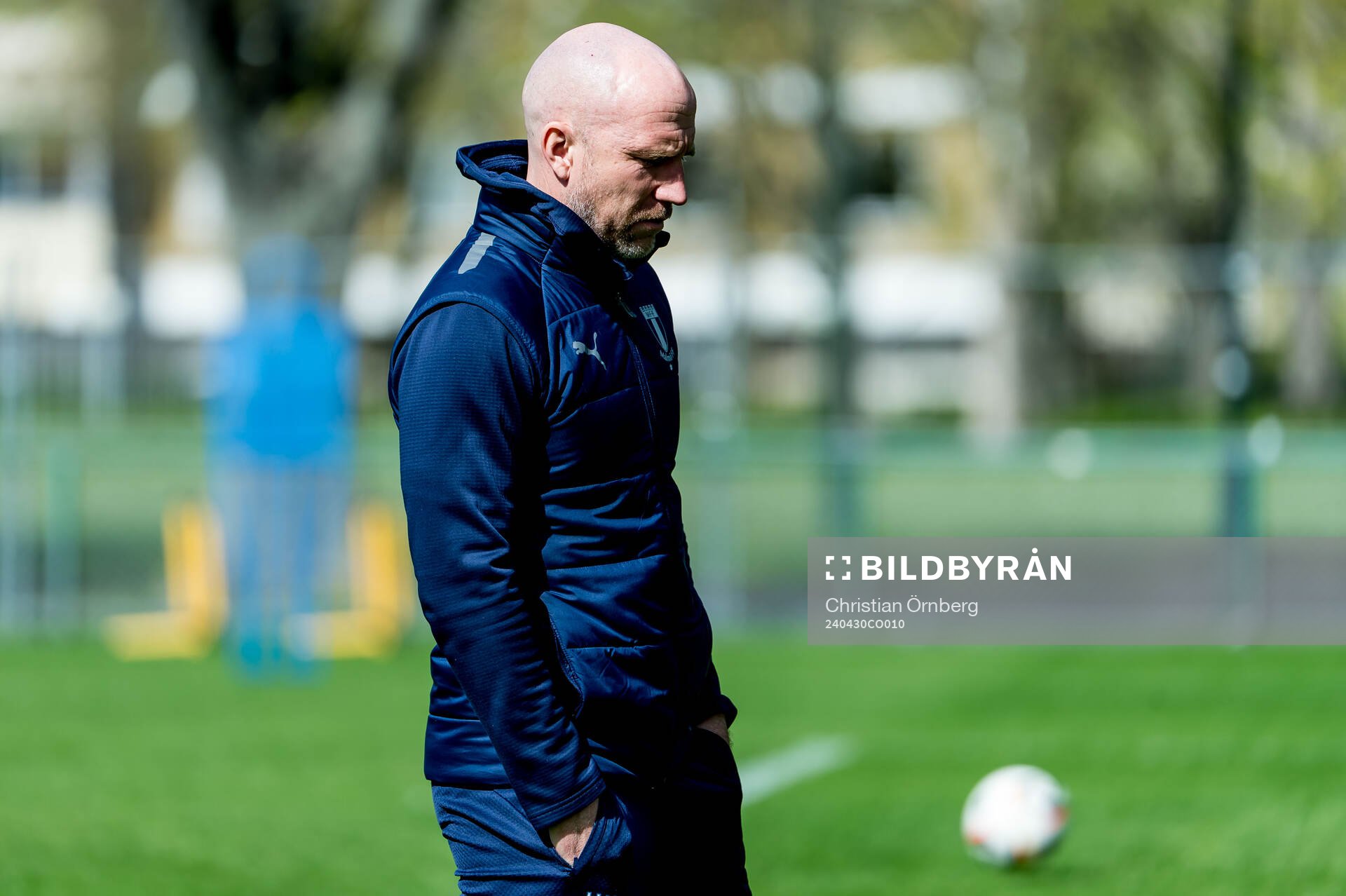 Malmö FFs tränare Henrik Rydström deppar