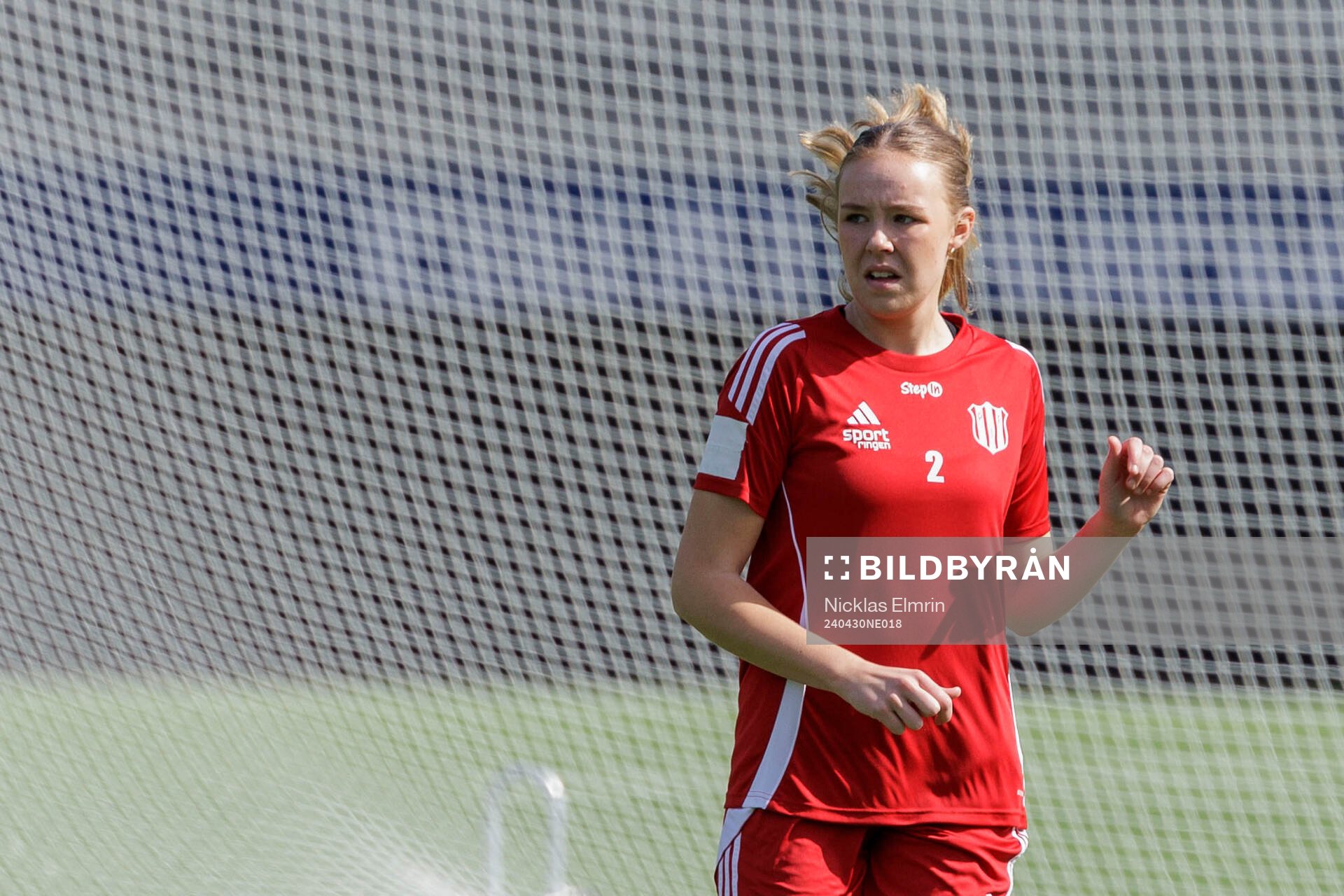 Thea Eriksson under en träning med Piteå den 30 april 2024 i Göteborg. 