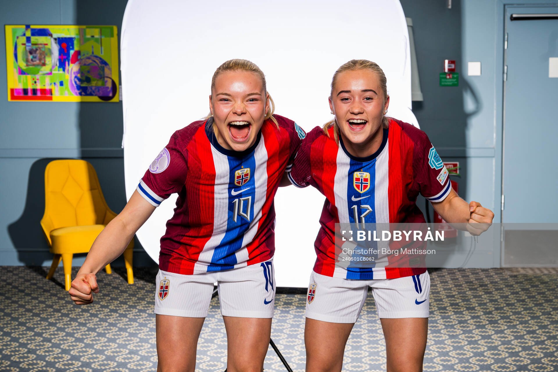 Anny Kerim-Lindland and Tomine Enger of the Norwegian U17
