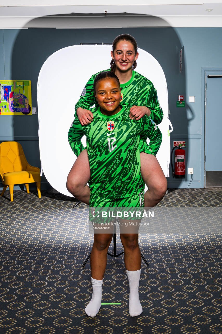 Goalkeeper Maria Kroken and goalkeeper Hanna Krog of the