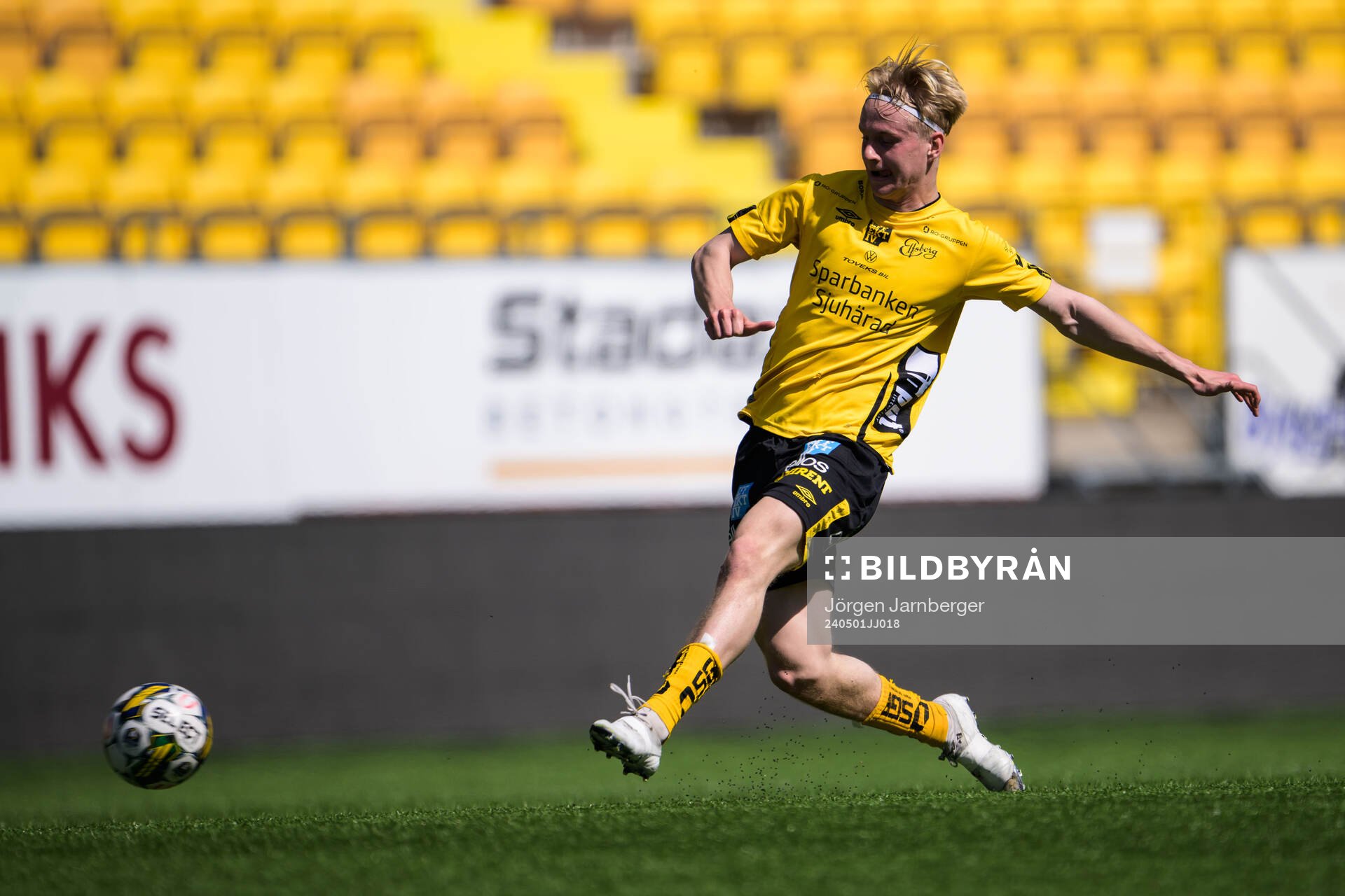 Elfsborgs Felix Älverdal under fotbollsmatchen i P19 Superettan Södra mellan Elfsborg och Trelleborg den 1 maj 2024 i Borås.