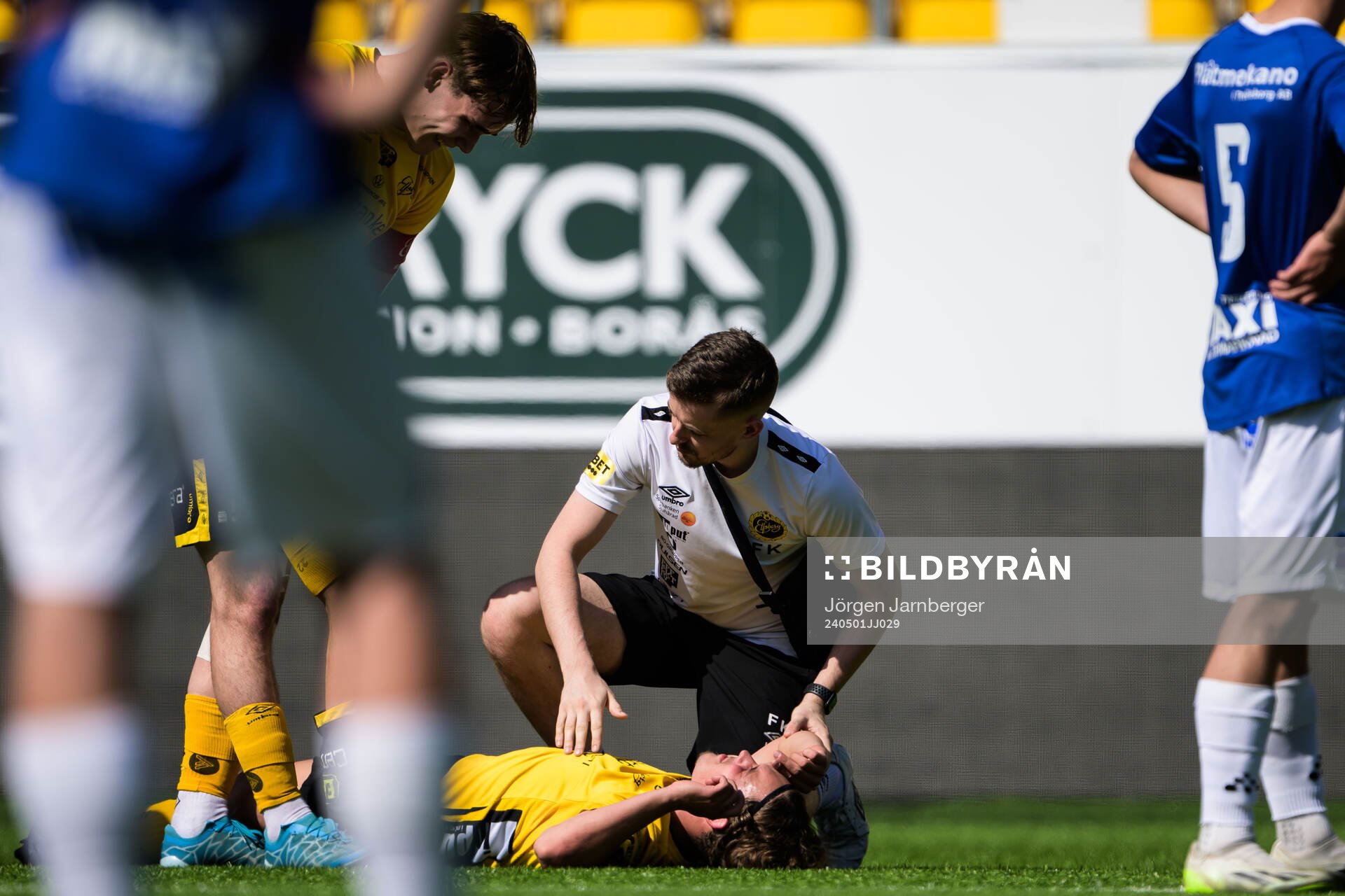 Elfsborgs Enzo Andren har ont