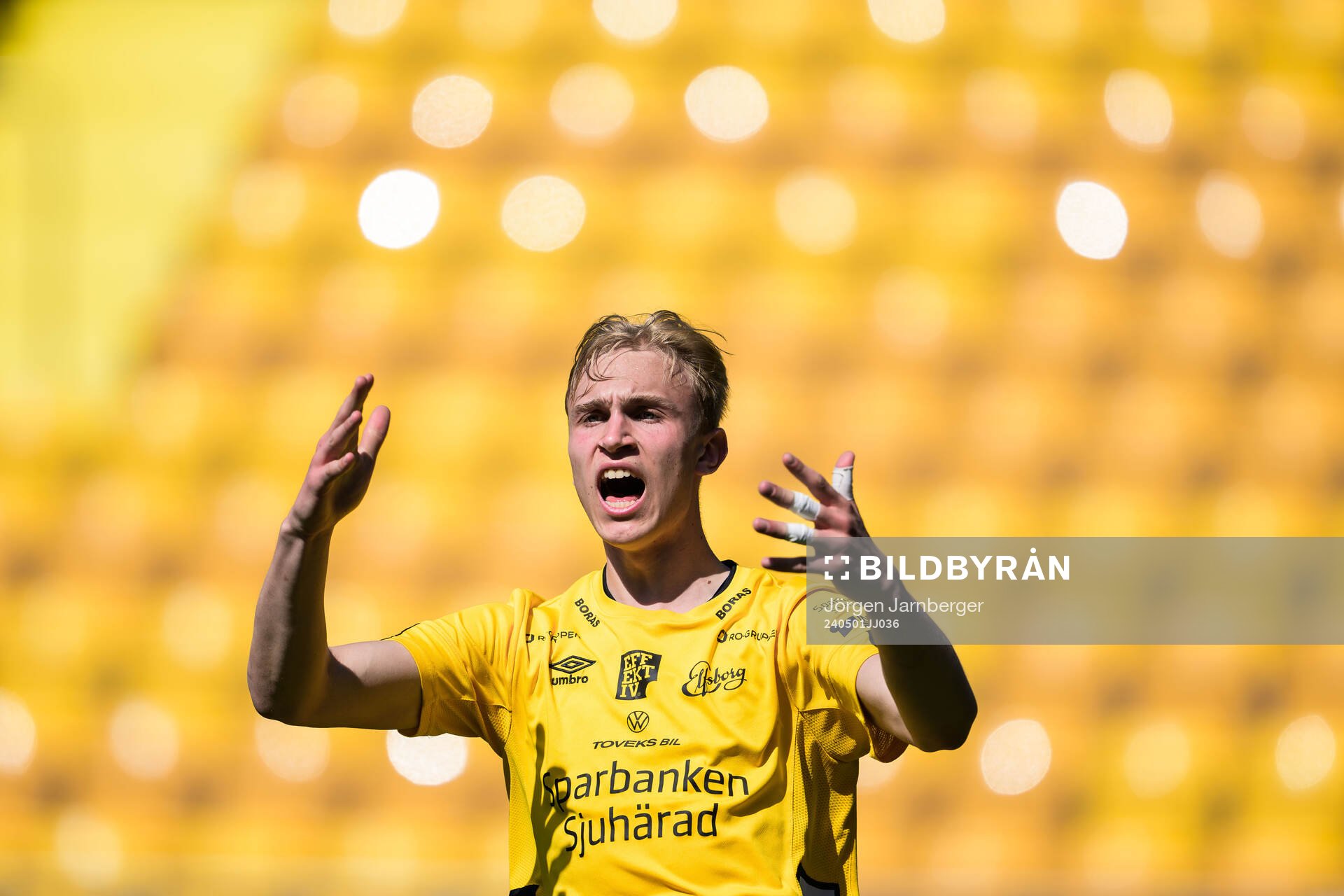 Elfsborgs Leo Östman reagerar