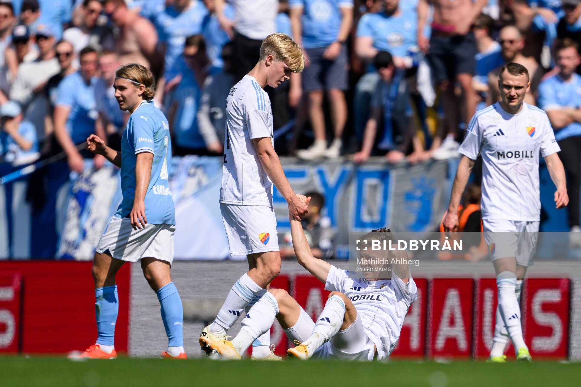Djurgårdens Samuel Leach Holm har ont