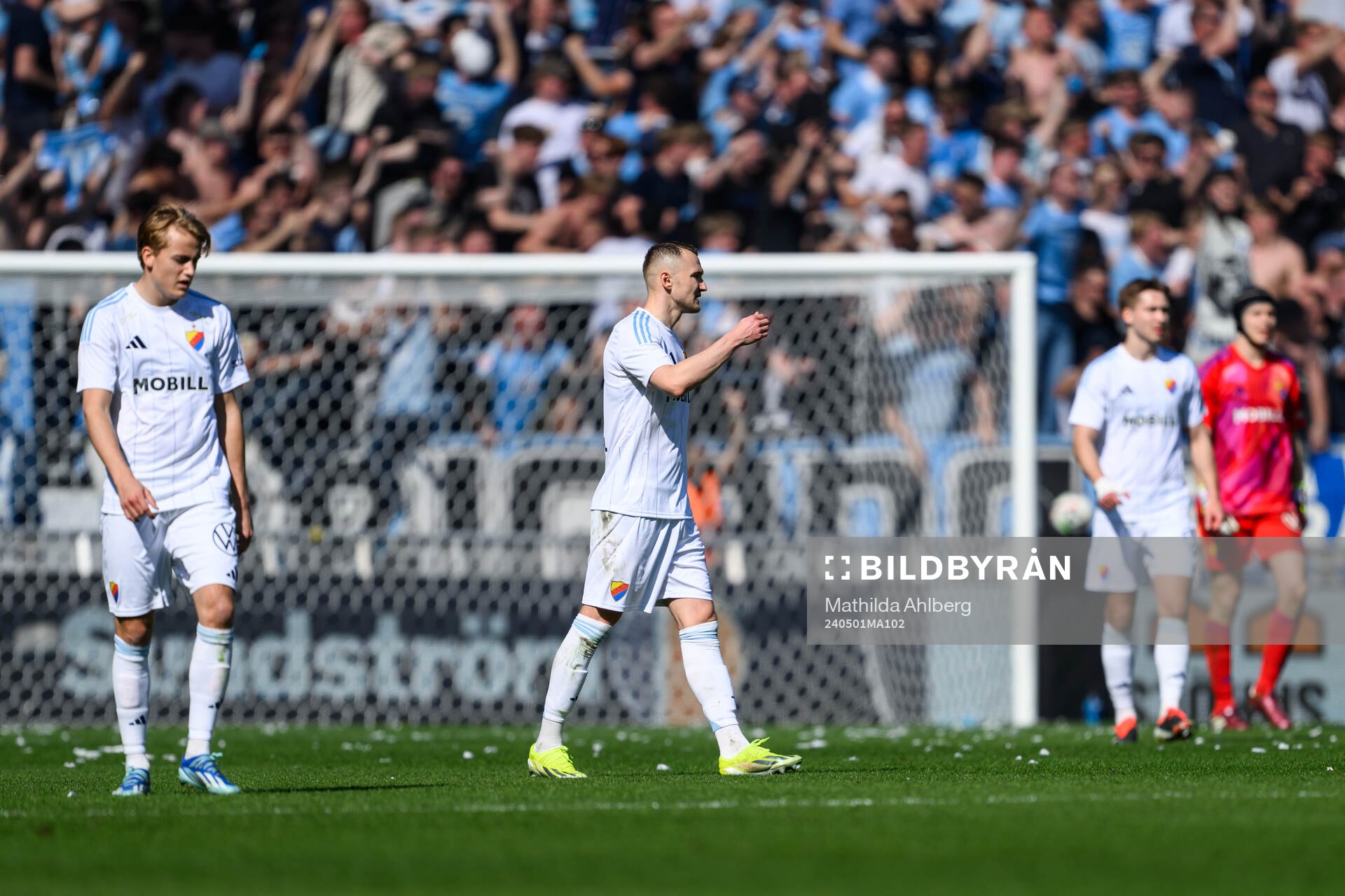 Djurgårdens Oskar Fallenius och Piotr Johansson deppar