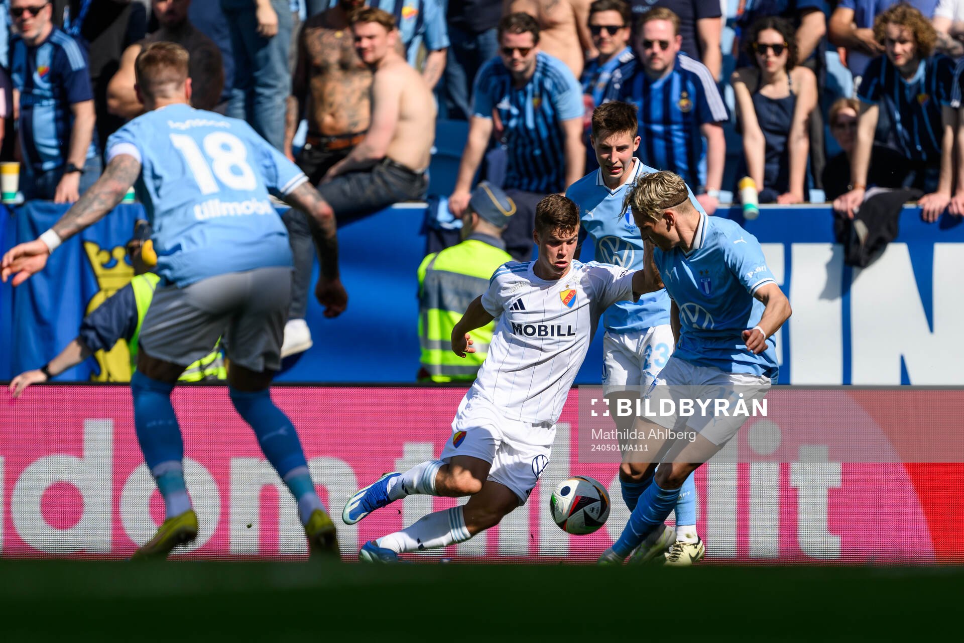 Djurgårdens Samuel Dahl och Malmö FFs Jens Stryger Larsen