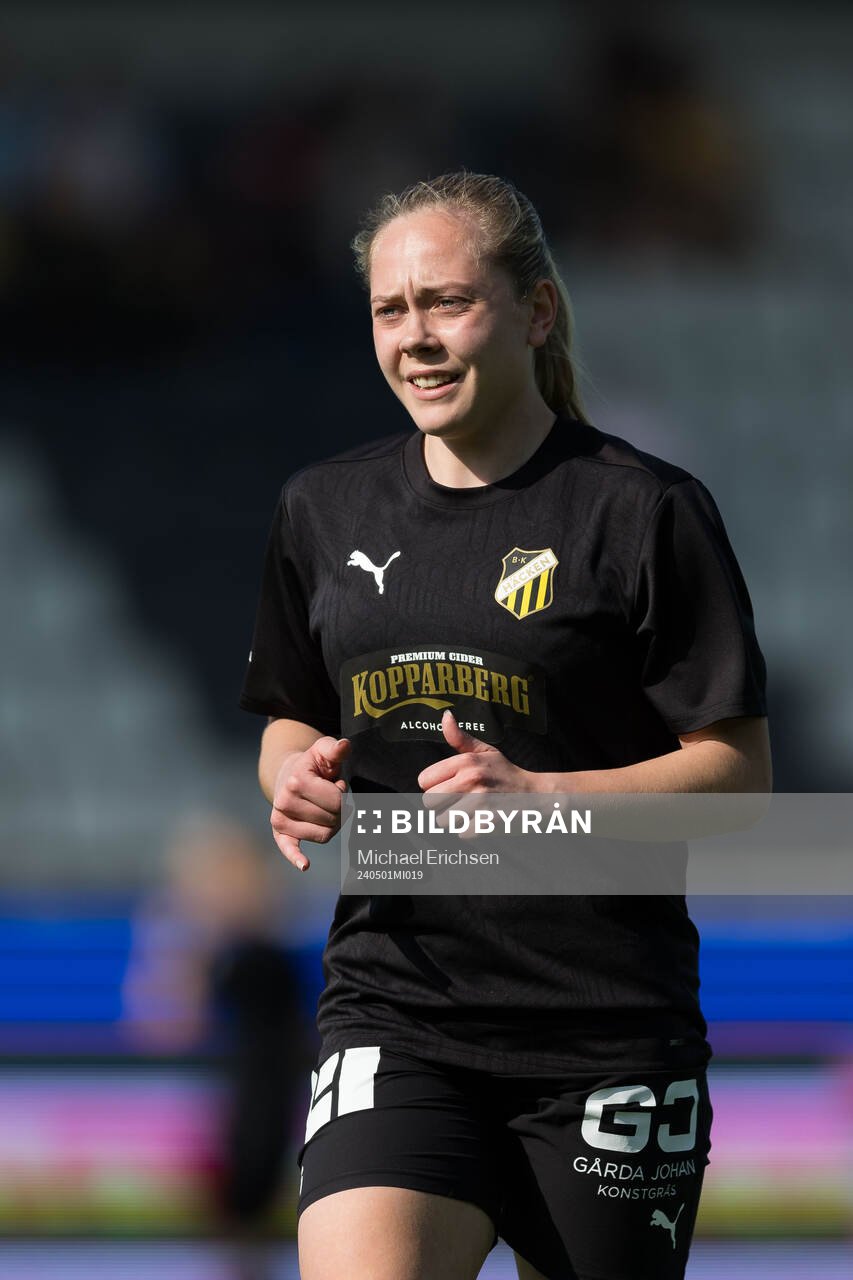Häckens Alice Bergström inför finalen i Svenska Cupen mellan Häcken och Piteå den 1 maj 2024 i Göteborg. 