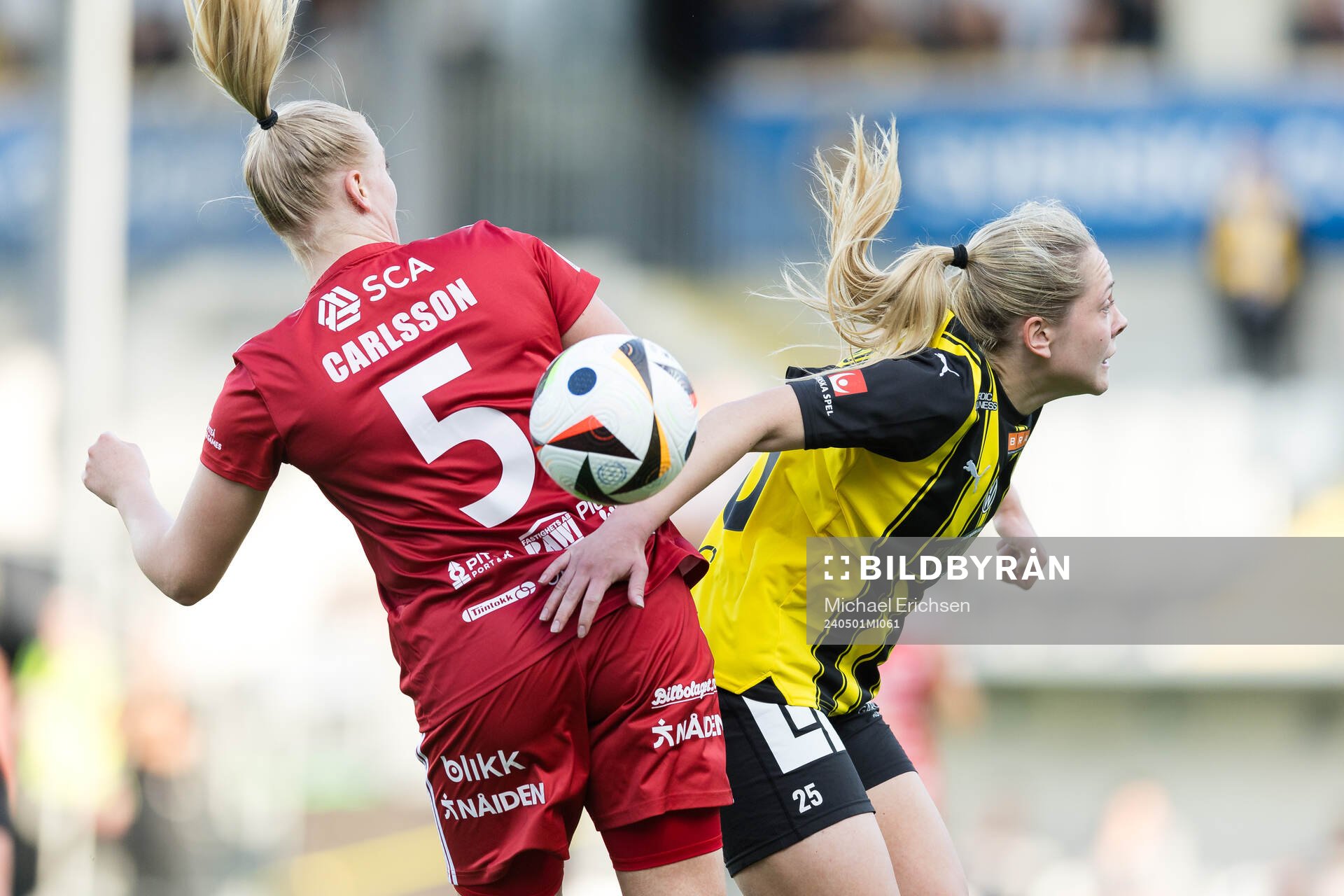 Piteås Wilma Carlsson och Häckens Alice Bergström
