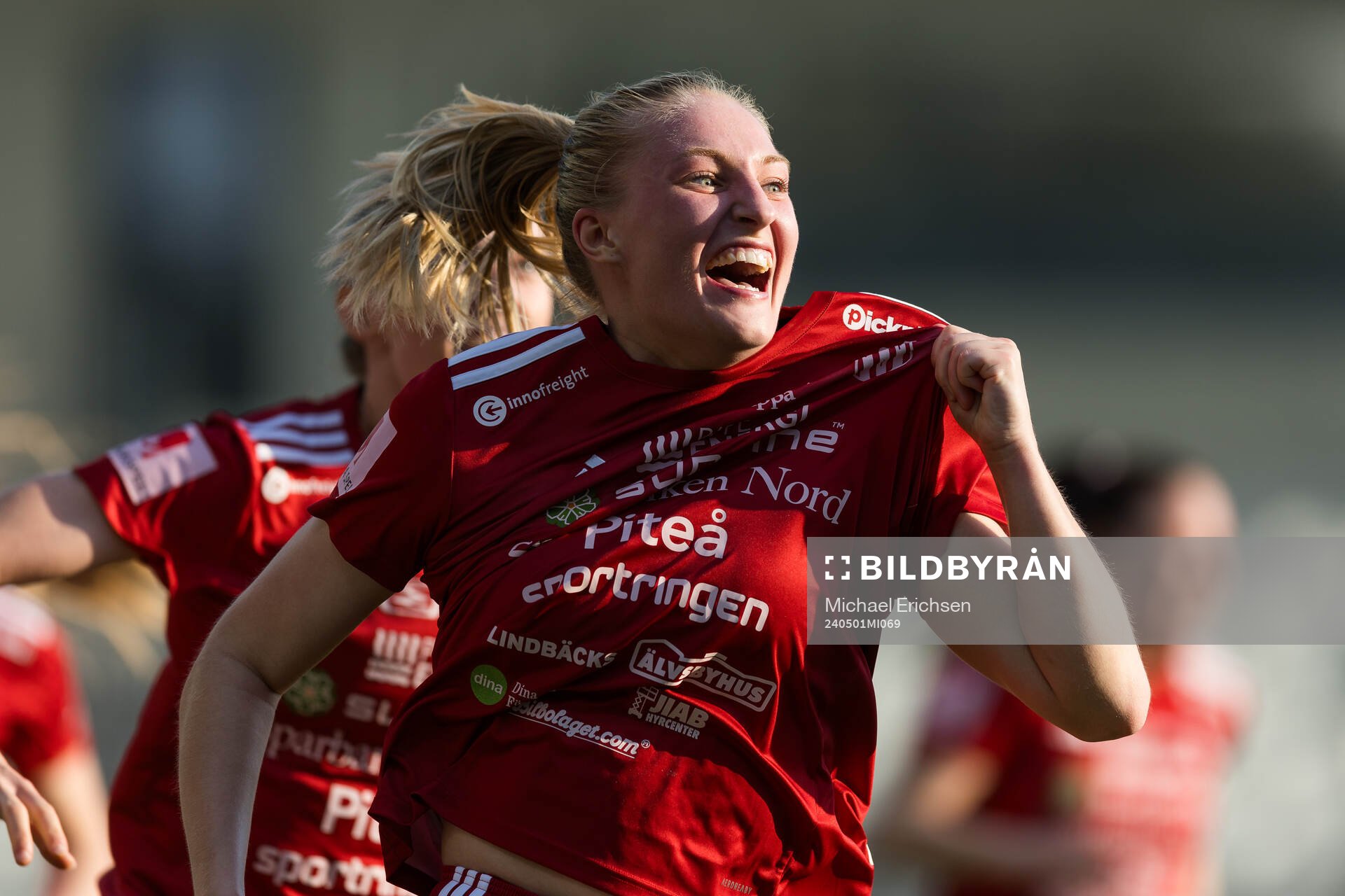 Piteås Emma Viklund jublar
