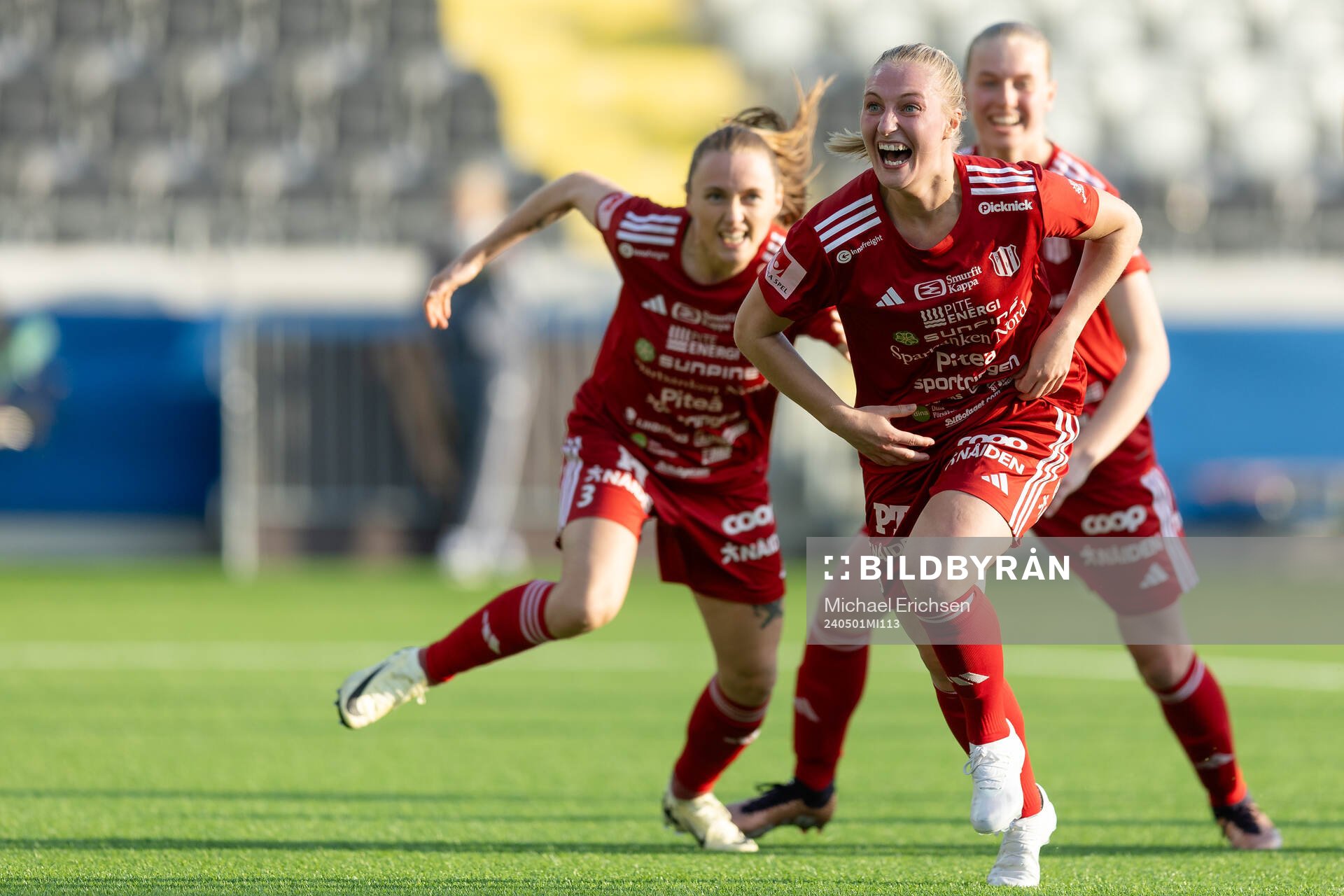 Piteås Emma Viklund jublar