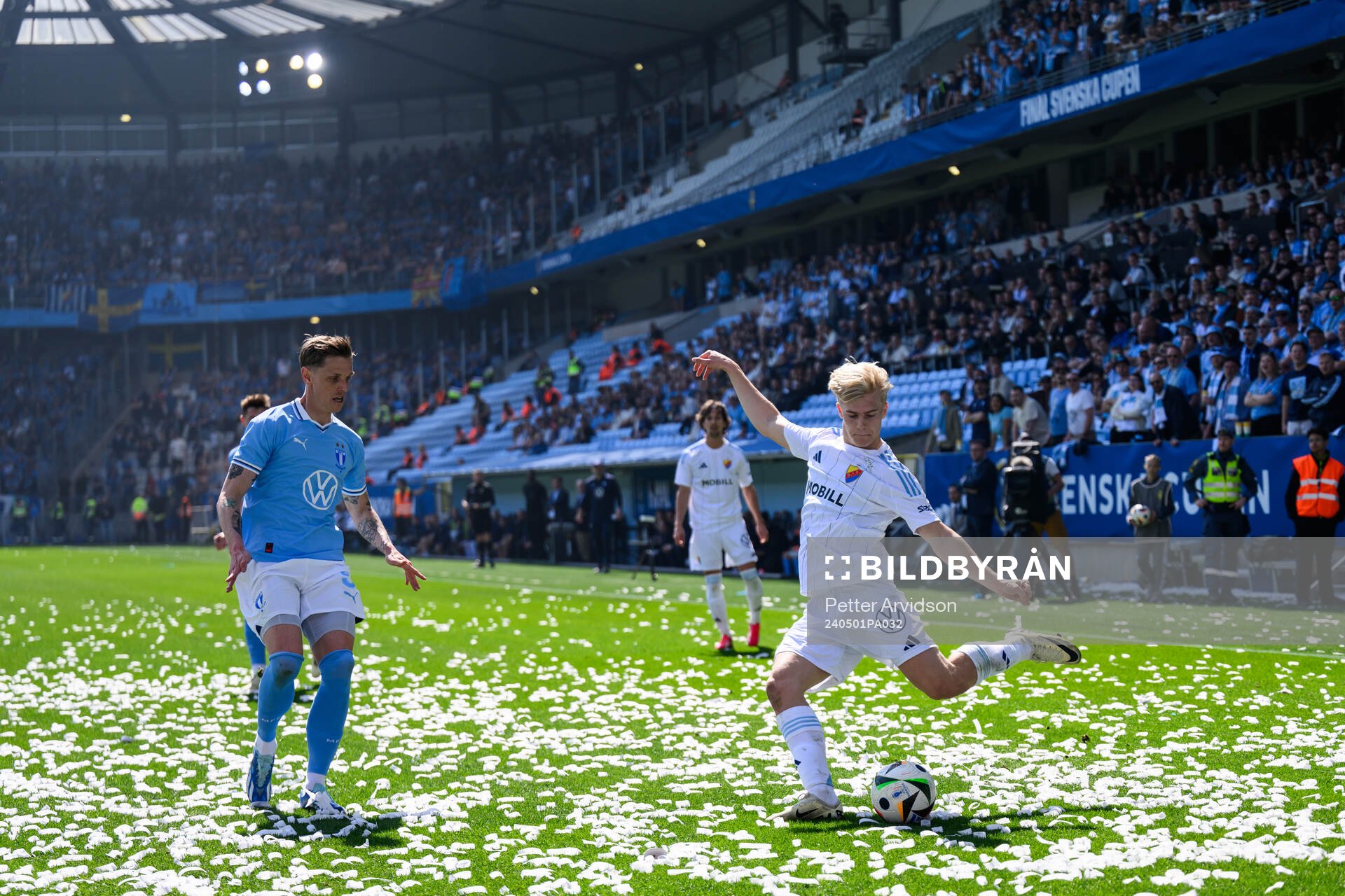 Malmö FFs Søren Rieks och Djurgårdens Lucas Bergvall