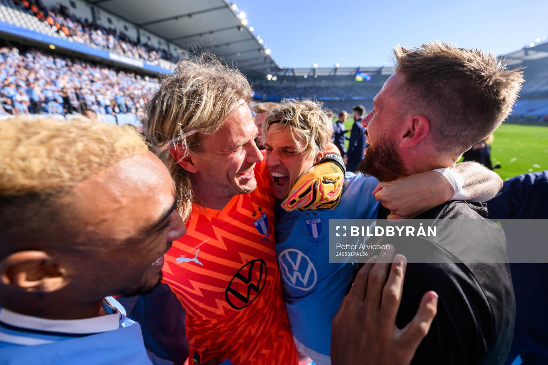 Malmö FFs målvakt Johan Dahlin och Jens Stryger Larsen