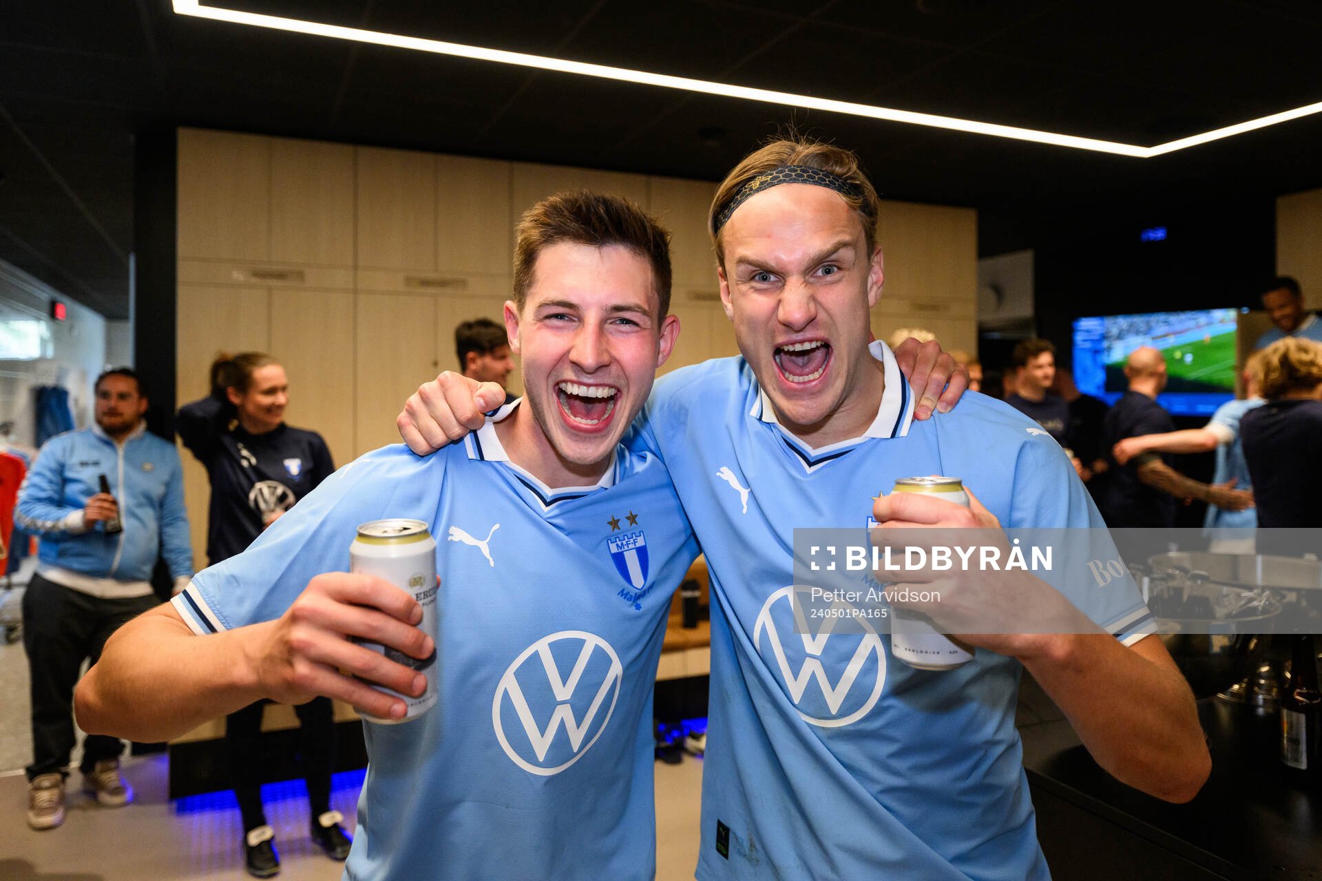 Malmö FFs Lasse Berg Johnsen och Erik Botheim jublar