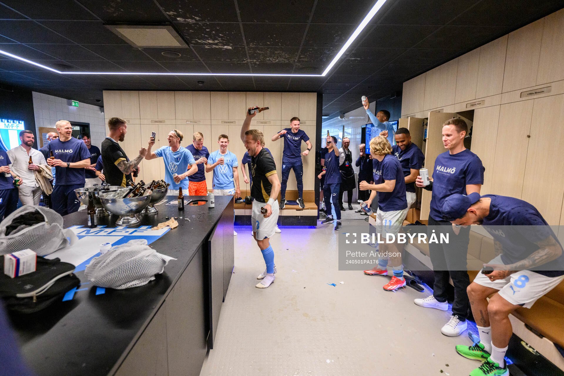 Malmö FFs Anton Tinnerholm jublar