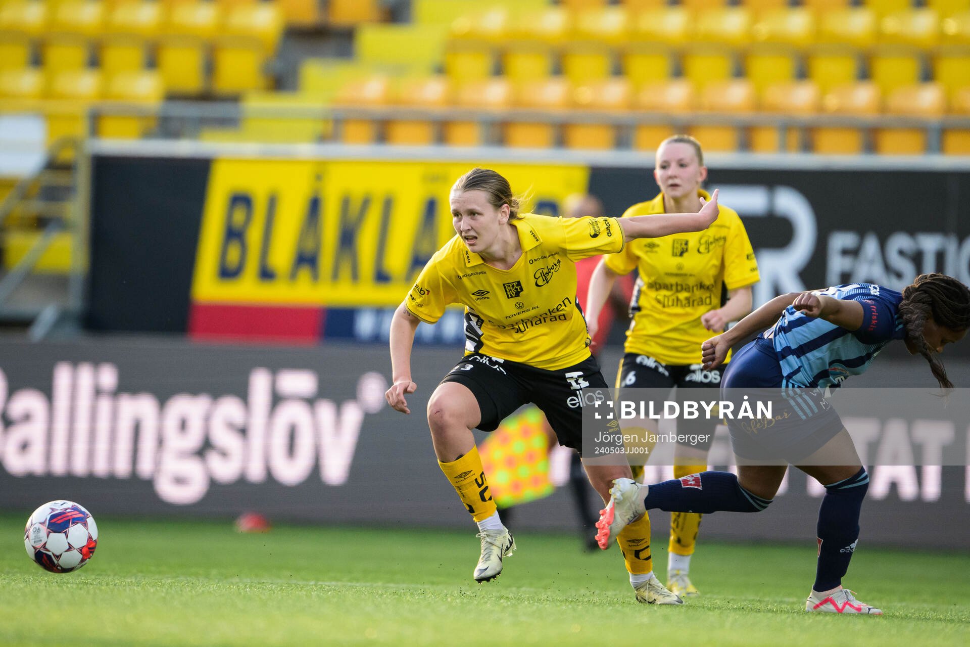 Elfsborgs Ellen Nilsson och Husqvarnas Cheilla Betina Ineza