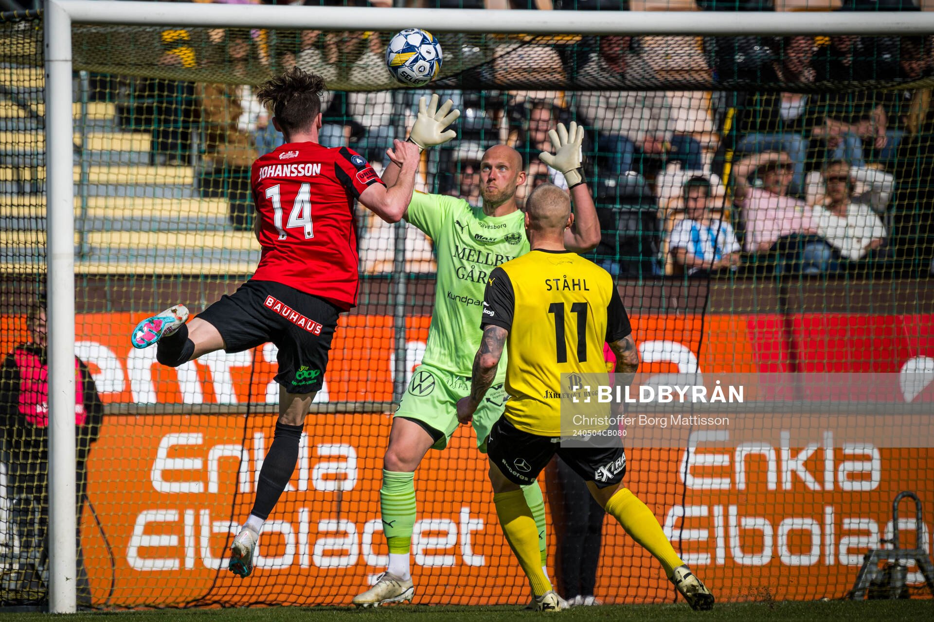 Brommapojkarnas Alexander Johansson och Mjällbys Alexander