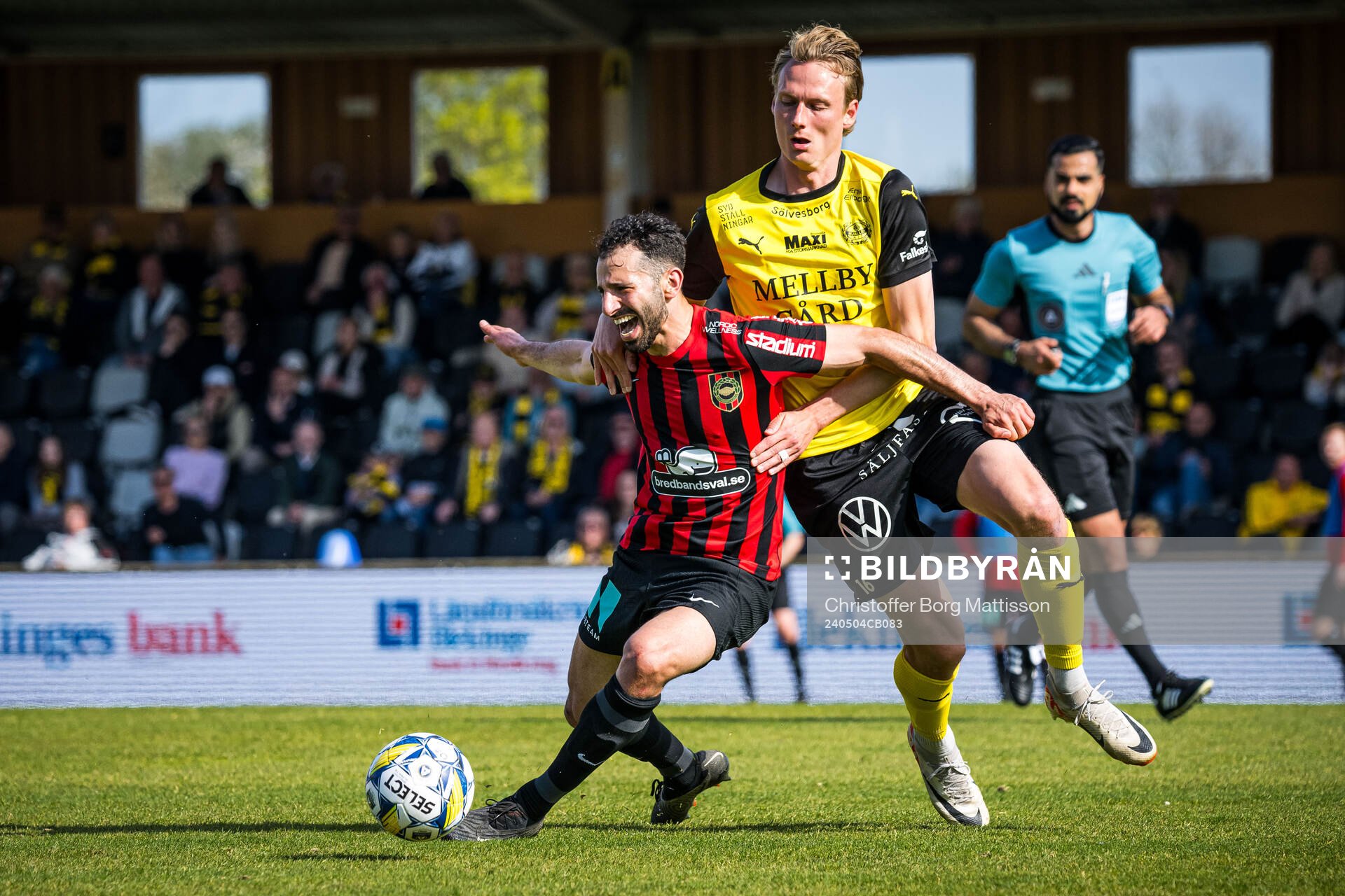 Brommapojkarnas André Calisir och Mjällbys Alexander