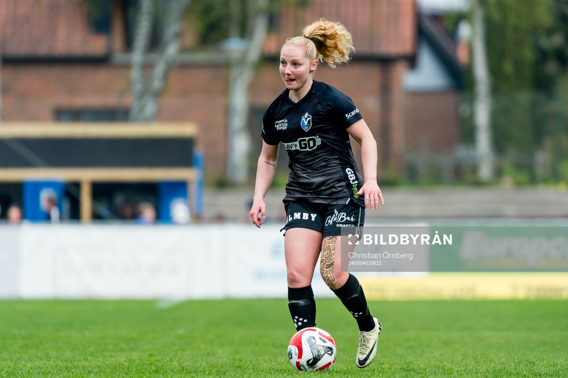 Växjö DFFs Sophia Redenstrand under fotbollsmatchen i Damallsvenskan mellan Trelleborg och Växjö DFF den 4 maj 2024 i Trelleborg.