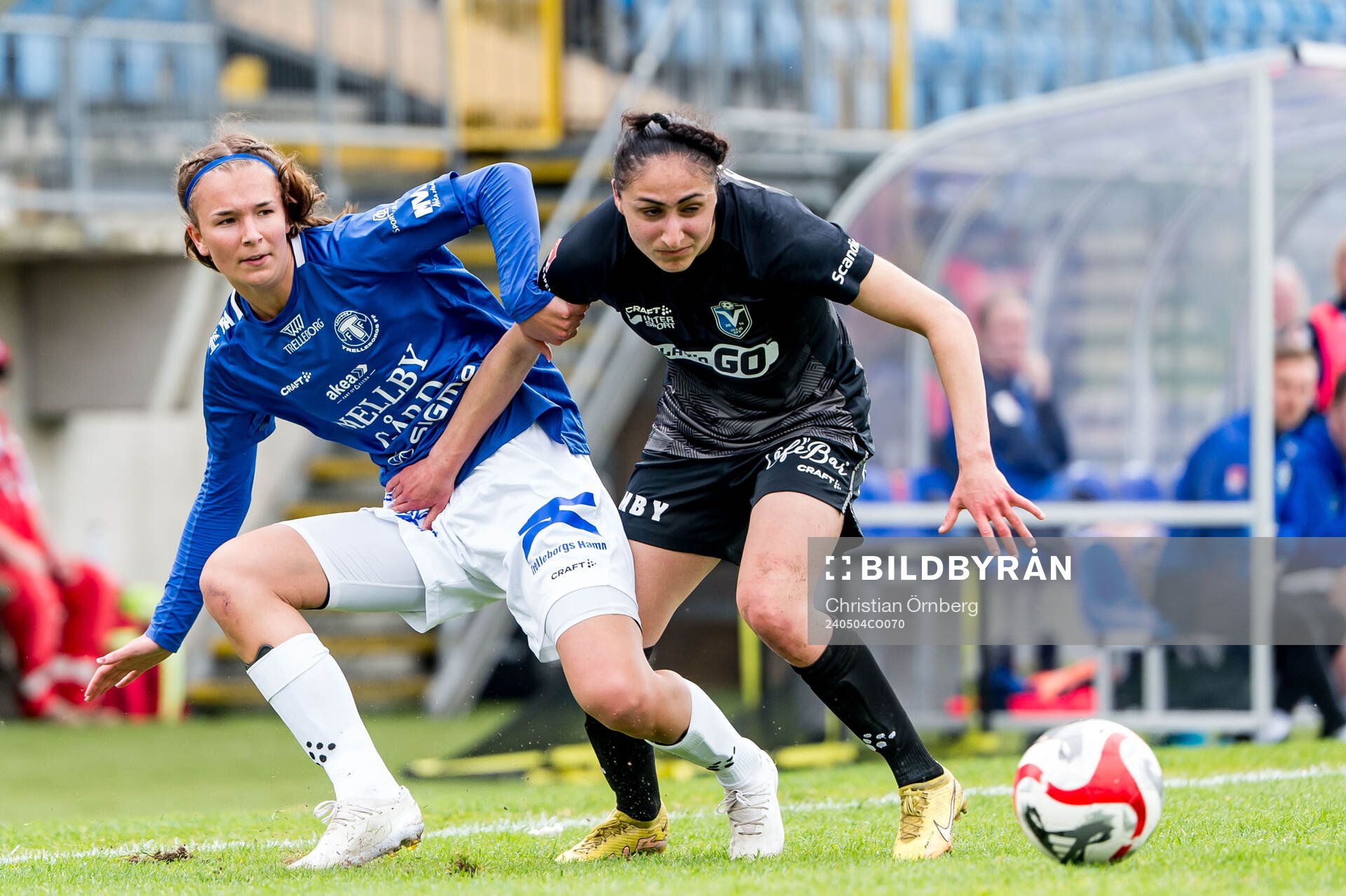 Trelleborgs Thelma Persson Welin och Växjö DFFs Nesrin