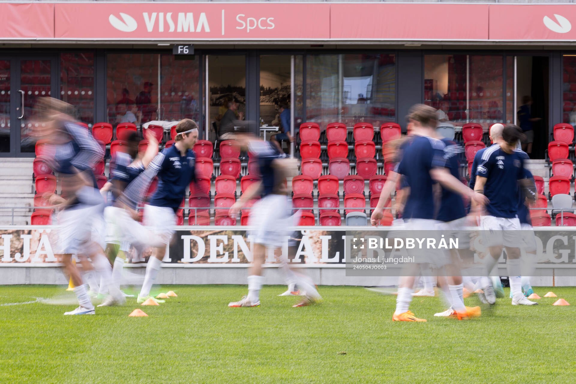 Gefles spelare värmer upp