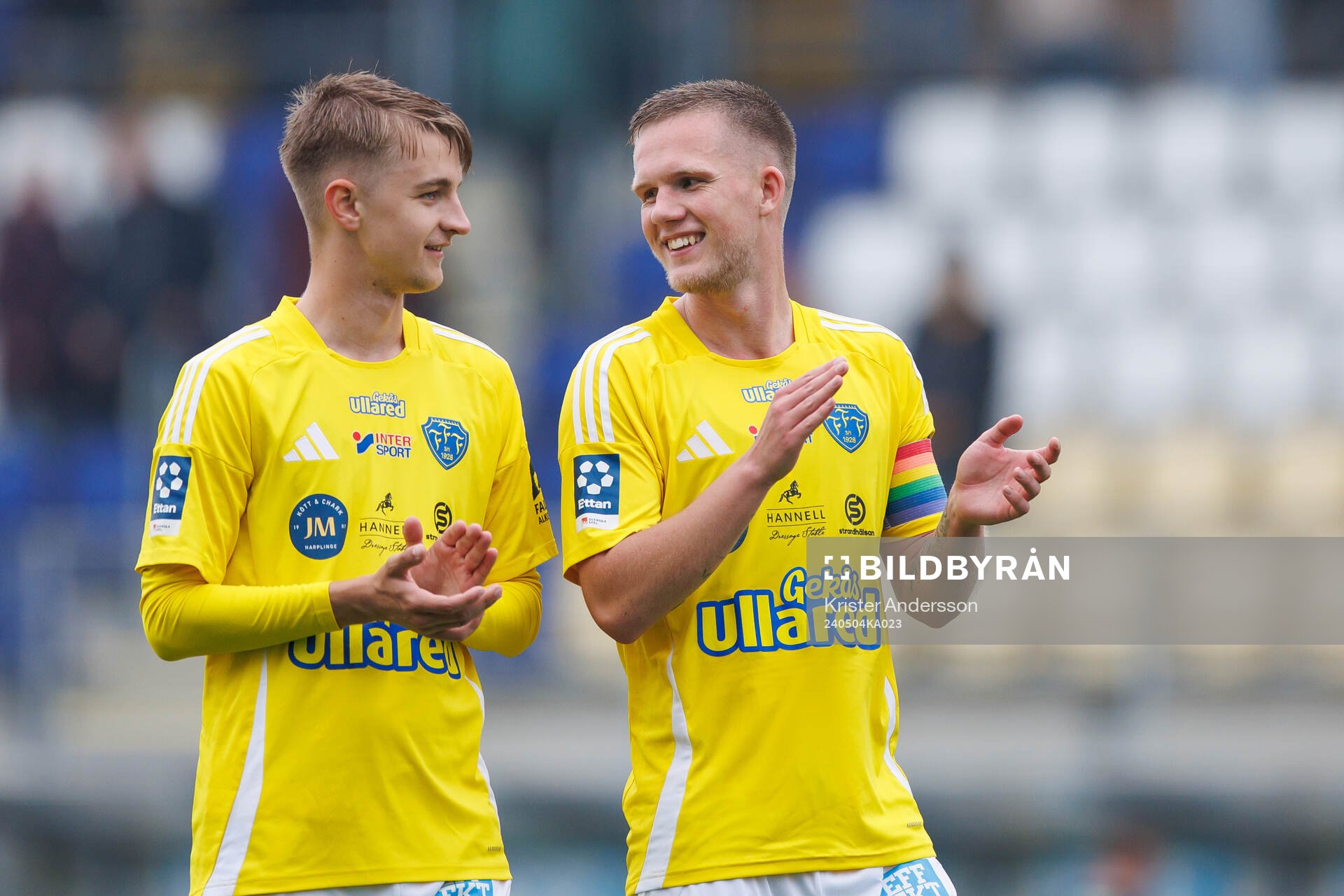 Falkenbergs Melker Larsson och Tim Stålheden jublar
