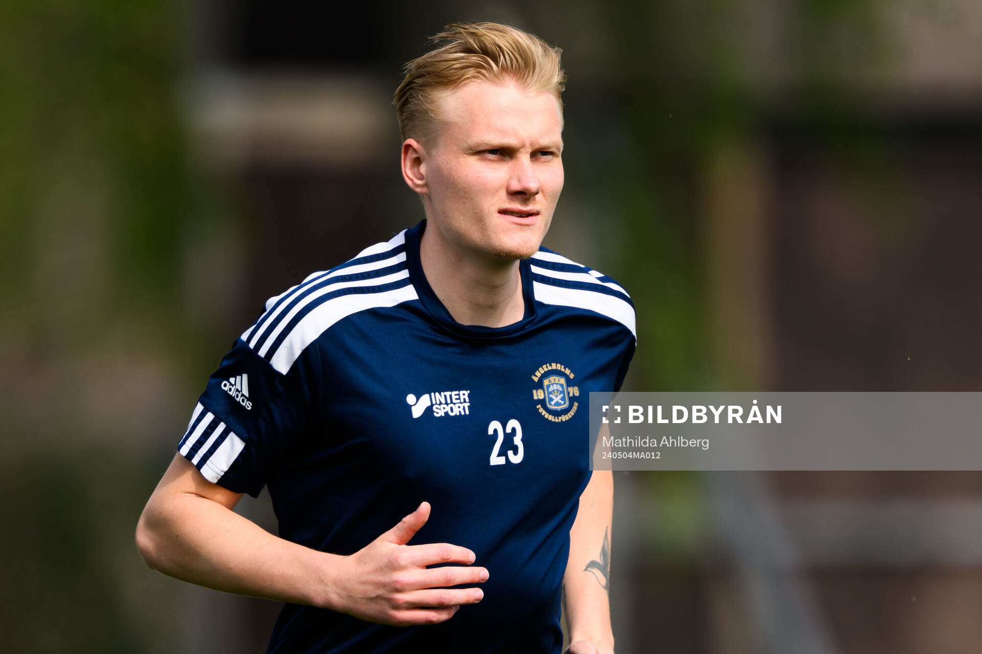Ängelholms Filip Örnblom inför fotbollsmatchen i Division 1 Södra mellan Ängelholm och Ljungskile den 4 maj 2024 i Ängelholm. 
